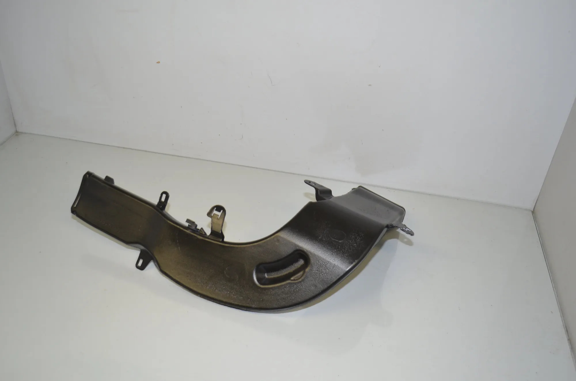 Interior Air Duct Channel – OEM 6997061 · BMW iX3 (G08) (2020 - -) Electric (286 HP) 2022 – 3