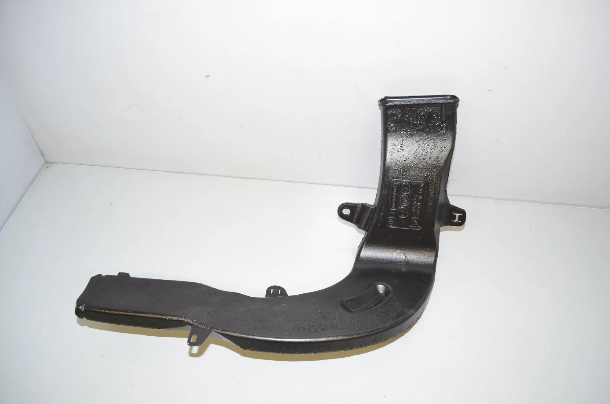 Interior Air Duct Channel – OEM 6997062 · BMW iX3 (G08) (2020 - -) Electric (286 HP) 2022