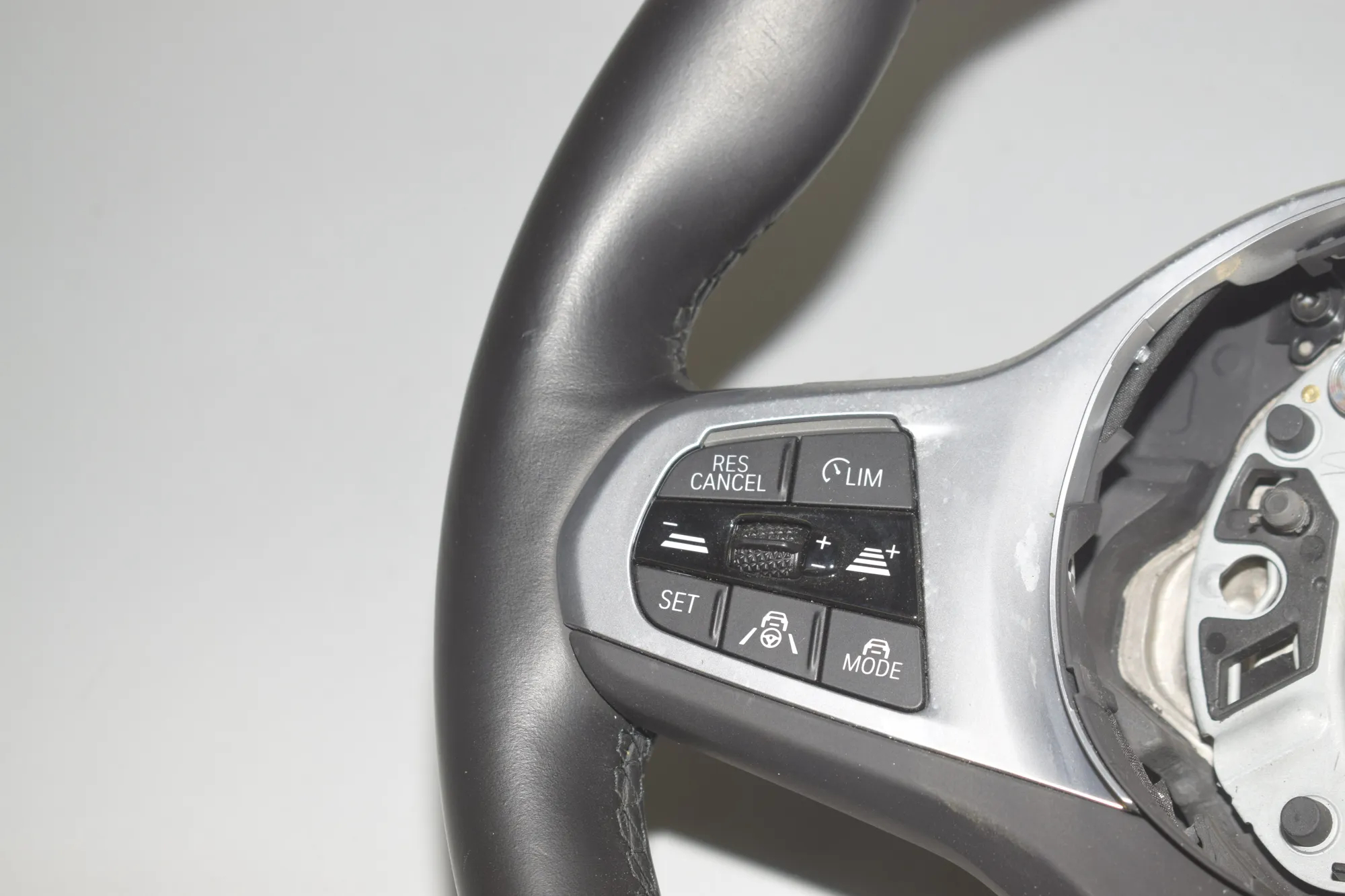 Steering Wheel – OEM 9502330 · BMW iX3 (G08) (2020 - -) Electric (286 HP) 2022 – 5