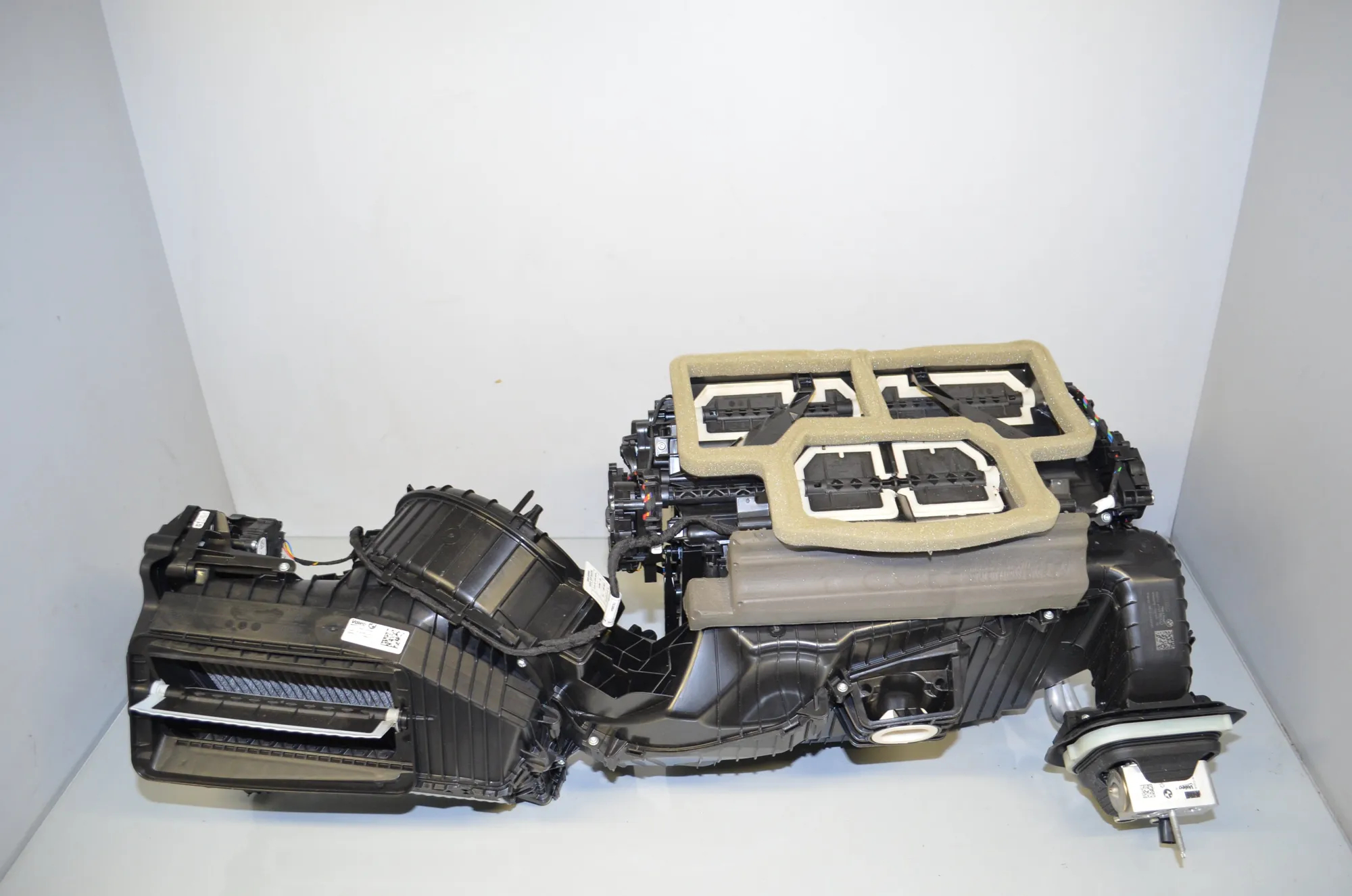 Interior Heater – OEM 6993760 · BMW iX3 (G08) (2020 - -) Electric (286 HP) 2022