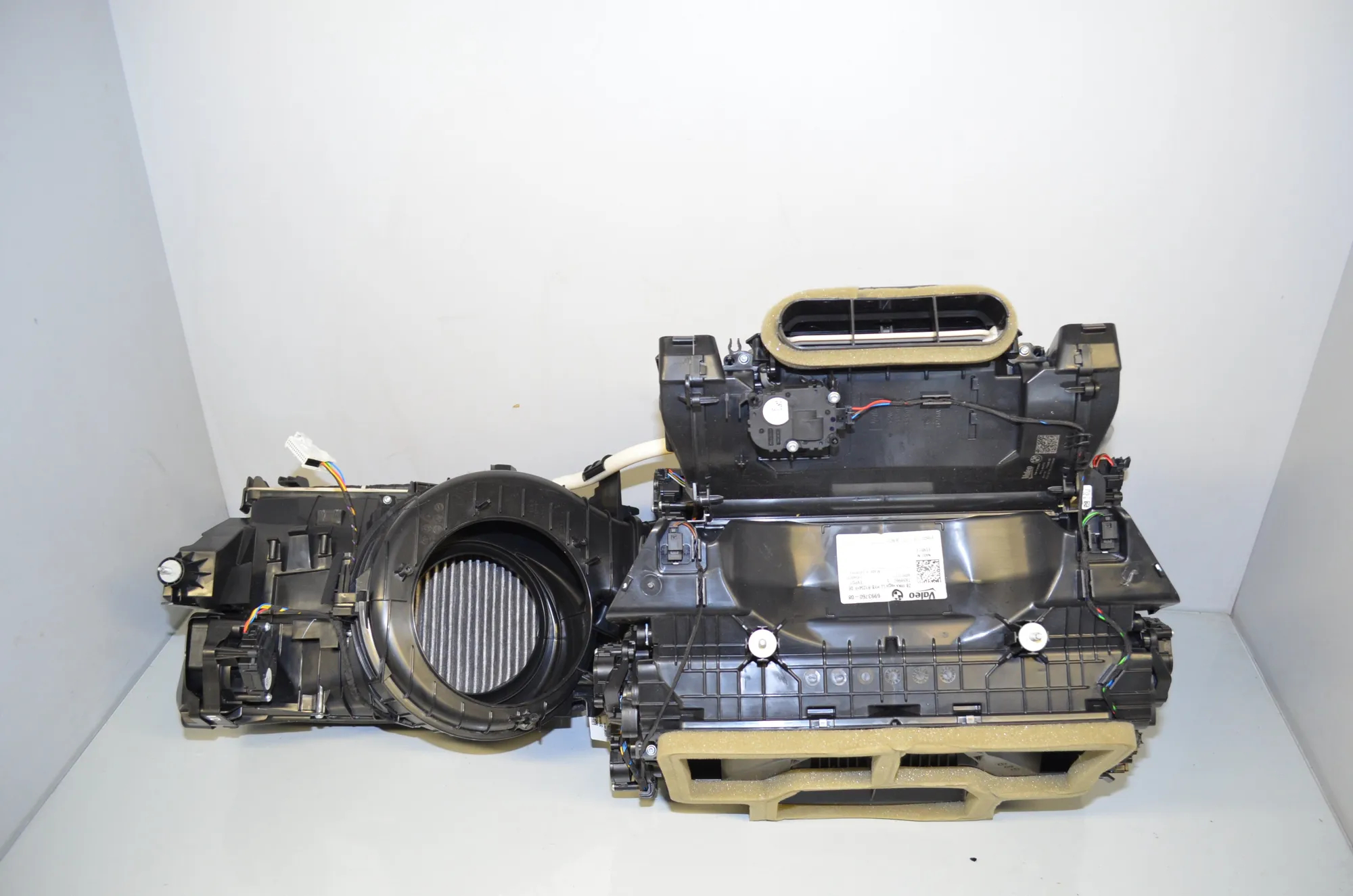 Interior Heater – OEM 6993760 · BMW iX3 (G08) (2020 - -) Electric (286 HP) 2022 – 2
