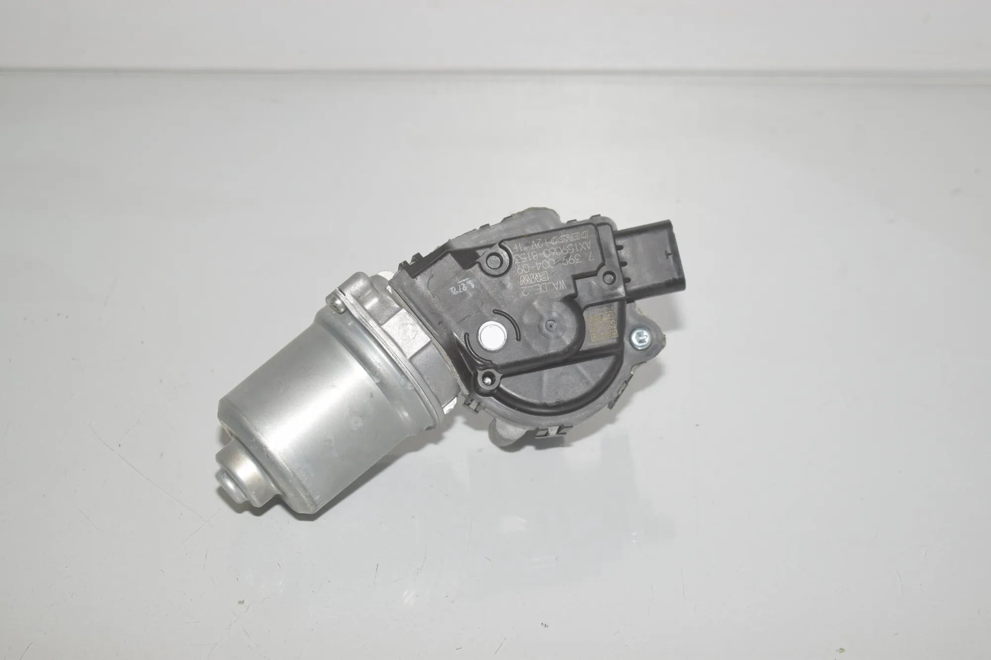 Front Windshield Wiper Mechanism – OEM 7399004 · BMW iX3 (G08) (2020 - -) Electric (286 HP) 2022