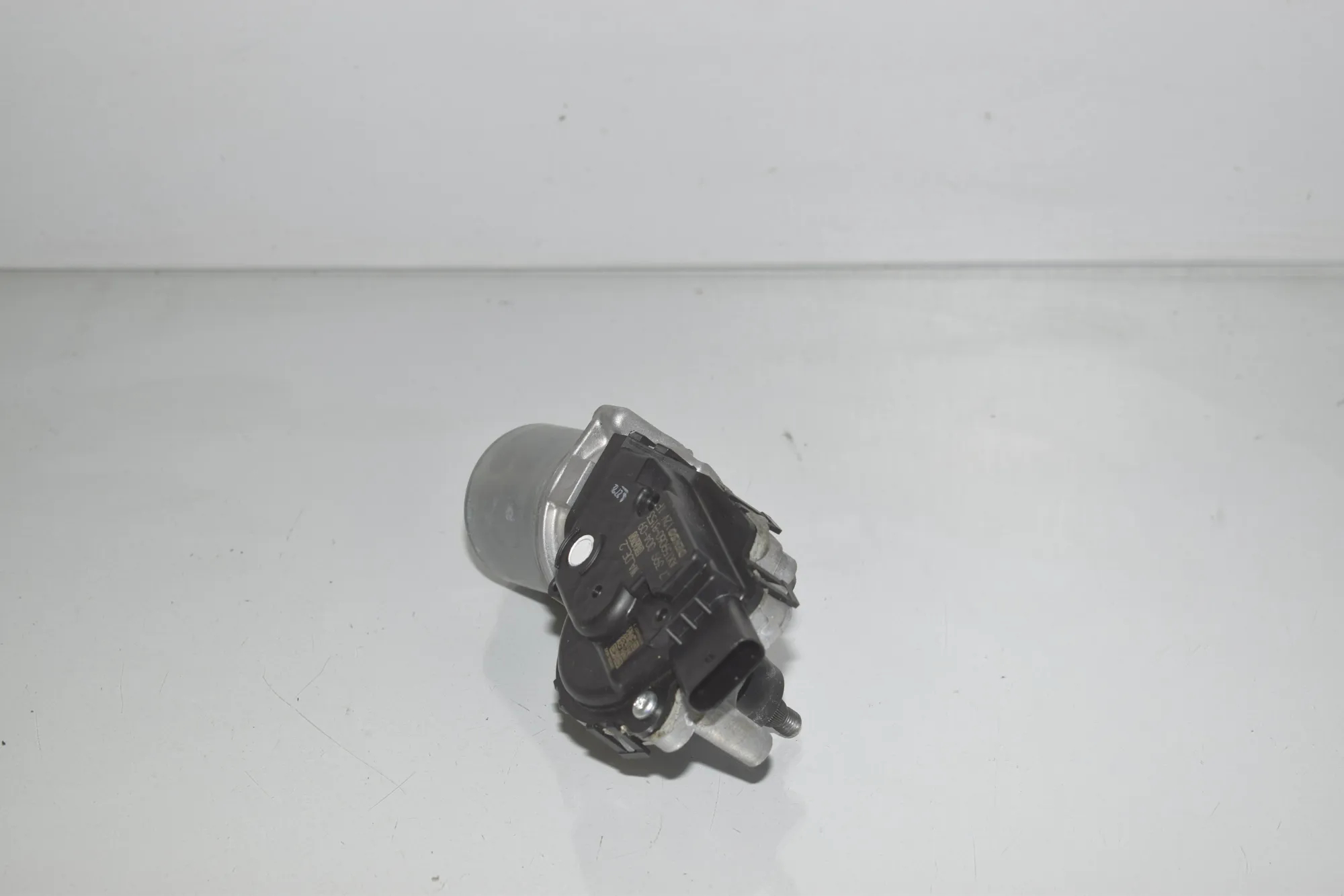 Front Windshield Wiper Mechanism – OEM 7399004 · BMW iX3 (G08) (2020 - -) Electric (286 HP) 2022 – 2