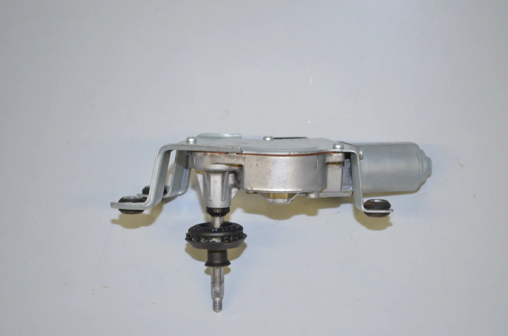Tailgate Window Wiper Motor – OEM 7407264 · BMW iX3 (G08) (2020 - -) Electric (286 HP) 2022 – 2