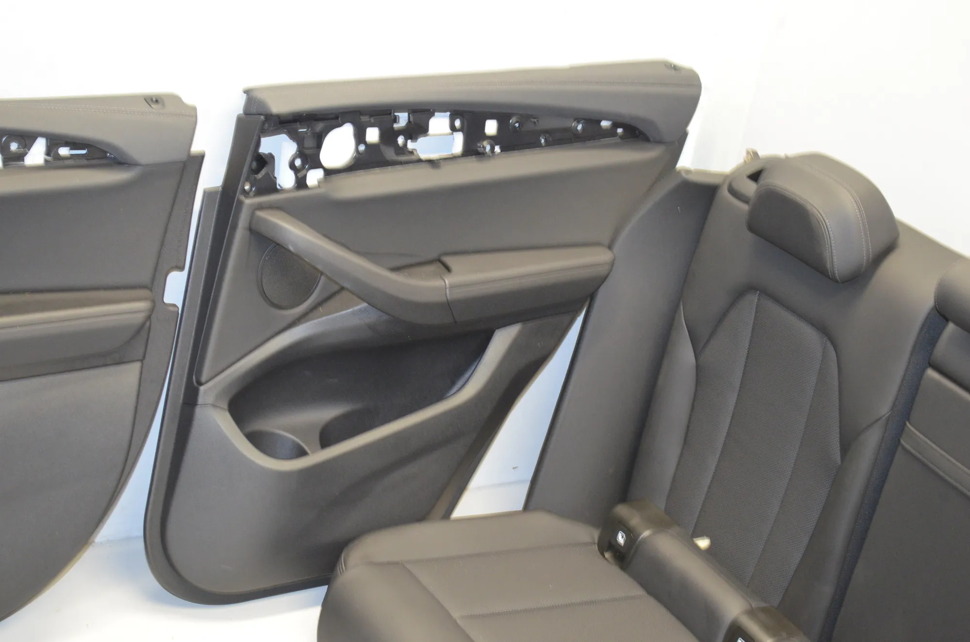 Seat set · BMW iX3 (G08) (2020 - -) Electric (286 HP) 2022 – 10