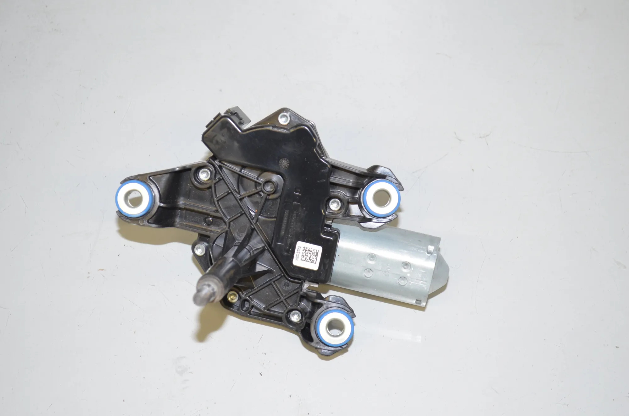 Tailgate Window Wiper Motor – OEM 7306462 · BMW i3 (I01) BMW i3 (I01) Electric 2015
