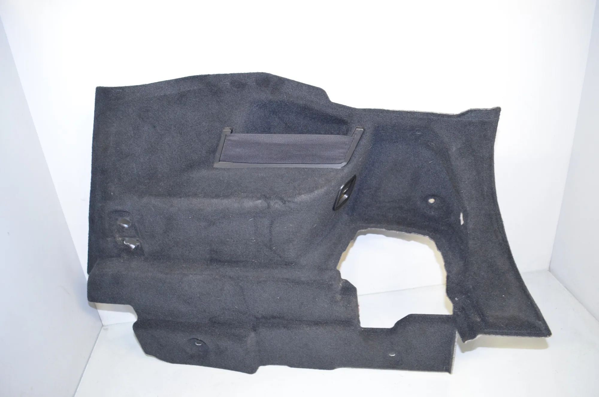 Right Side Trunk Trim – OEM 7360968 · BMW 2 Gran Tourer (F46) 218 i 2015