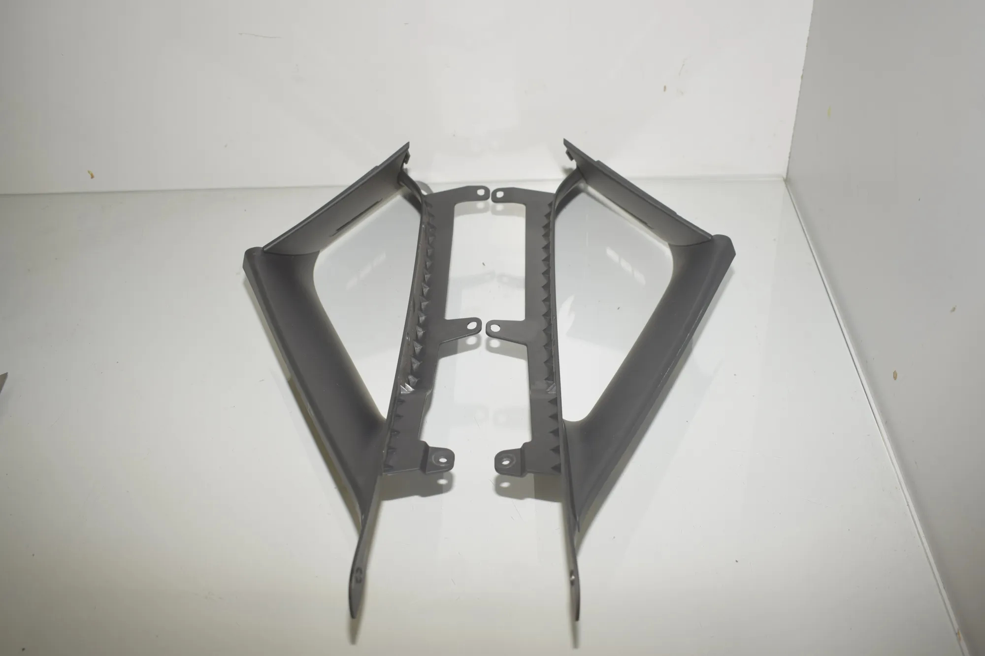 Other Trim Parts – OEM 2579908 · BMW 2 Gran Tourer (F46) 218 i 2015