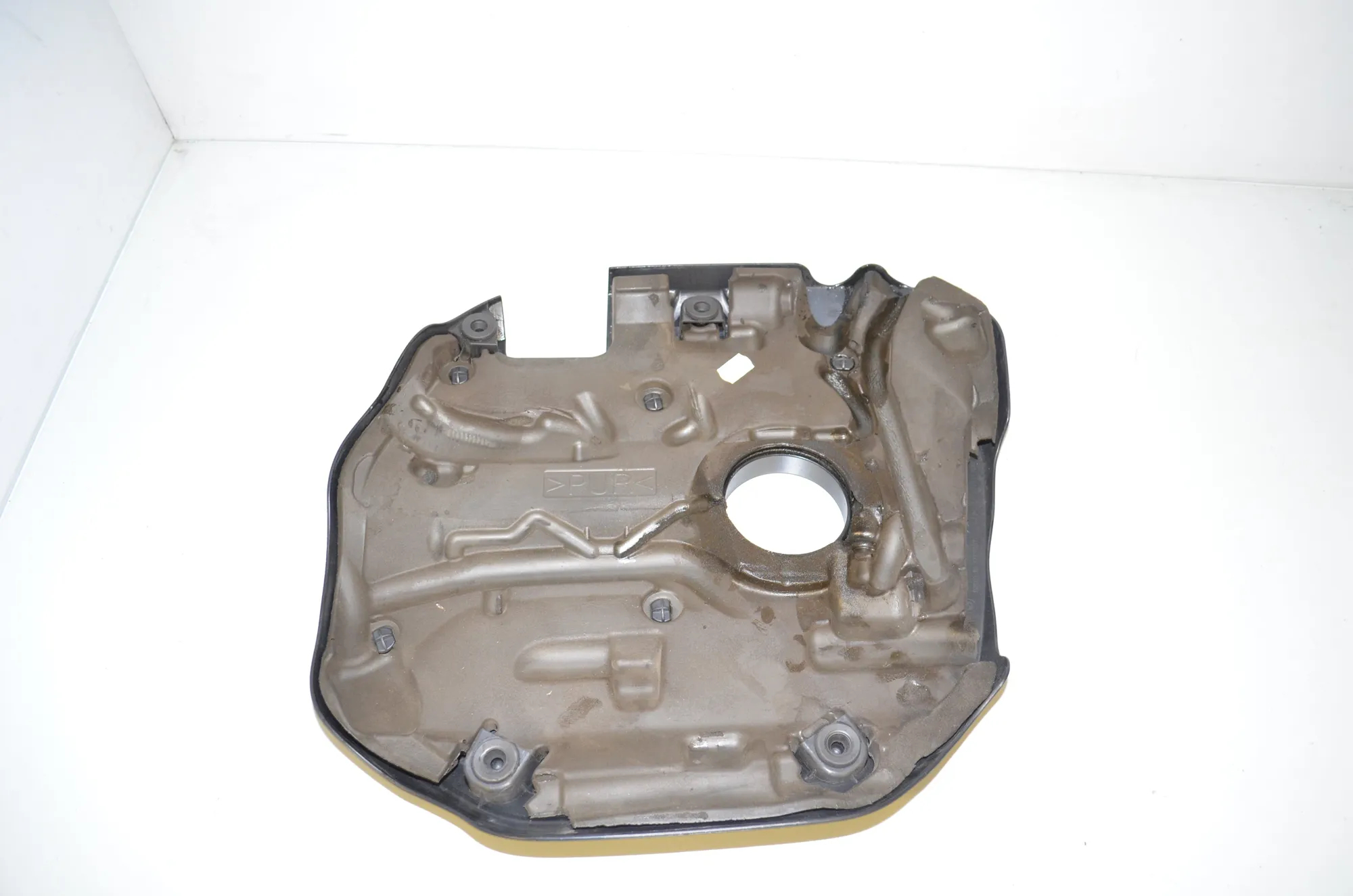 Engine Cover – OEM 8601632 · BMW 2 Gran Tourer (F46) 218 i 2015 – 3