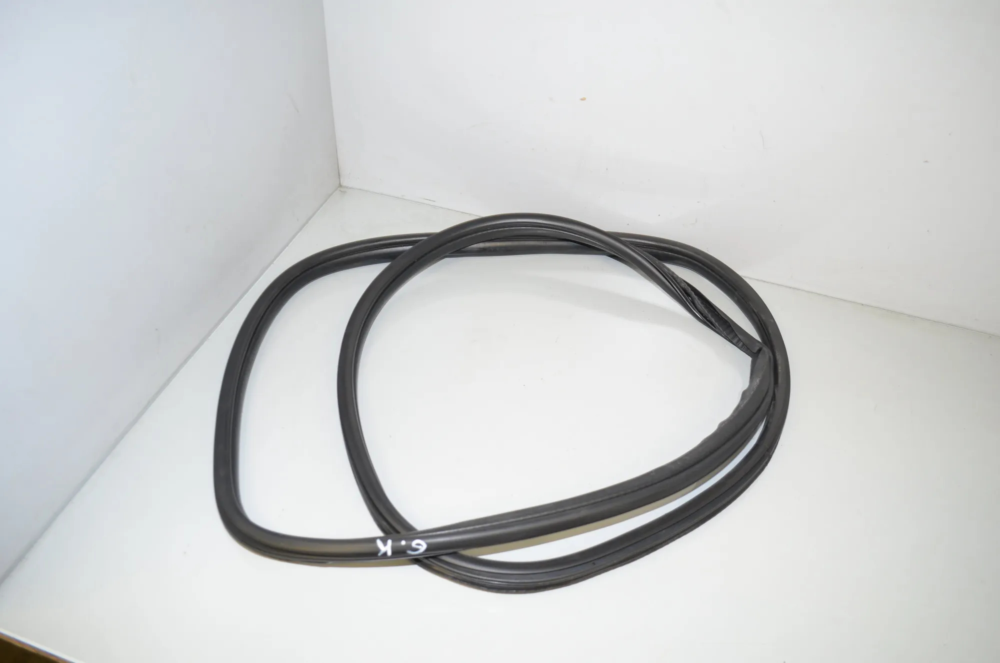 Rear Left Door Seal Rubber – OEM 7420056 · BMW 2 Gran Tourer (F46) 218 i 2015 – 2