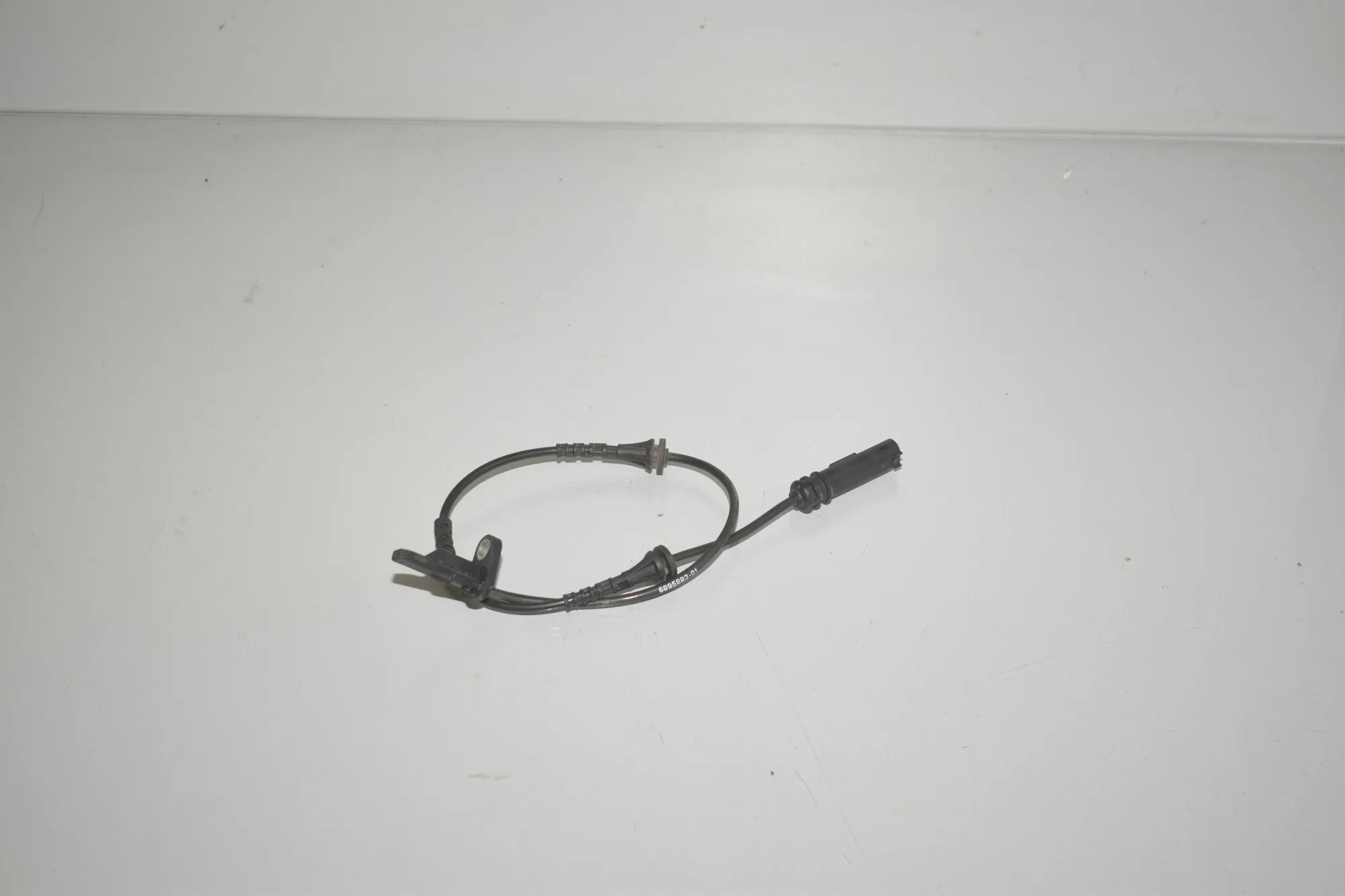 Rear Left ABS Sensor – OEM 6895882 · BMW 1 (F40) (2019 - -) F40) 116 d 2020 – 2