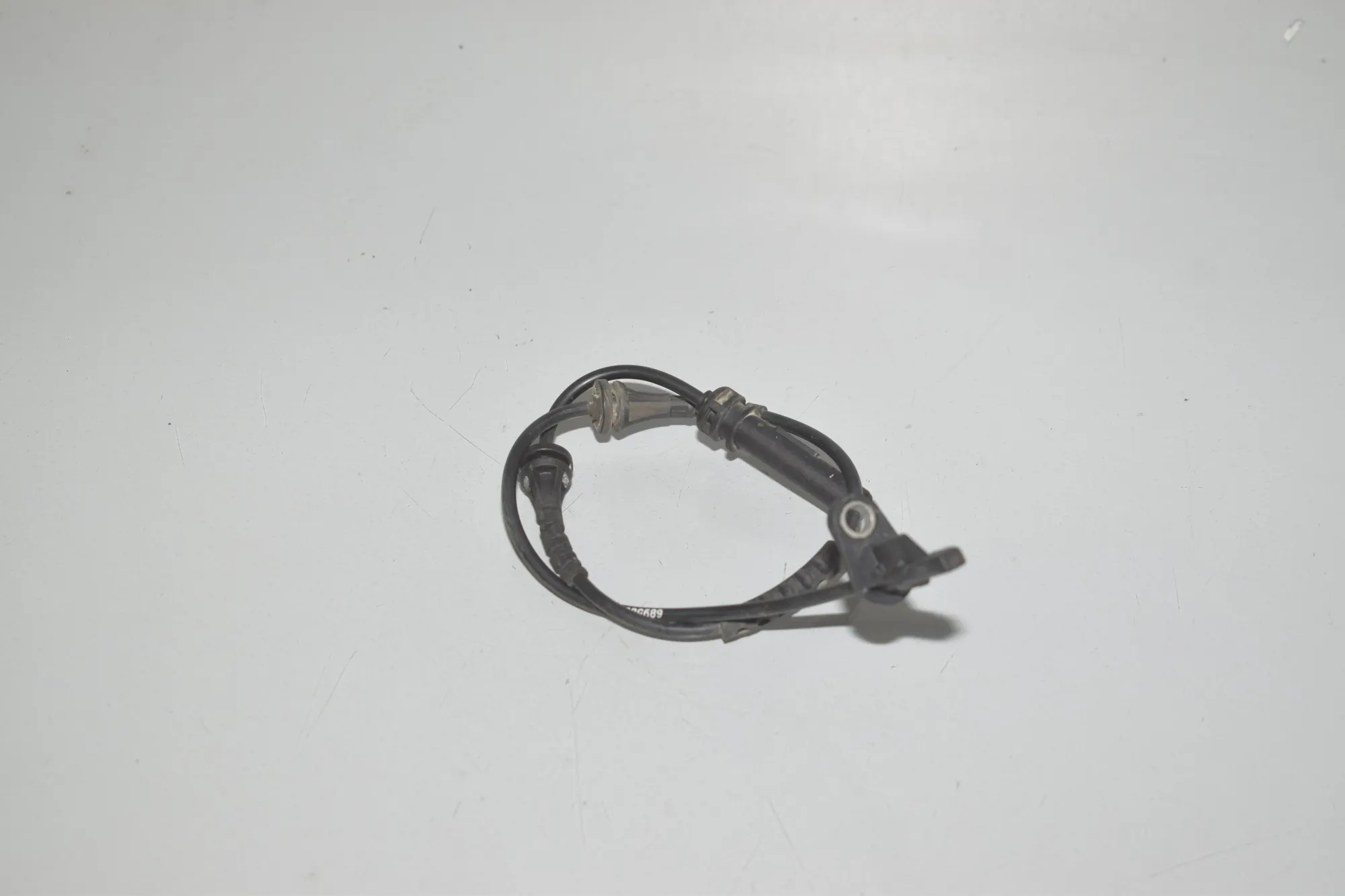 Rear Right ABS Sensor – OEM 6895882 · BMW 1 (F40) (2019 - -) F40) 116 d 2020