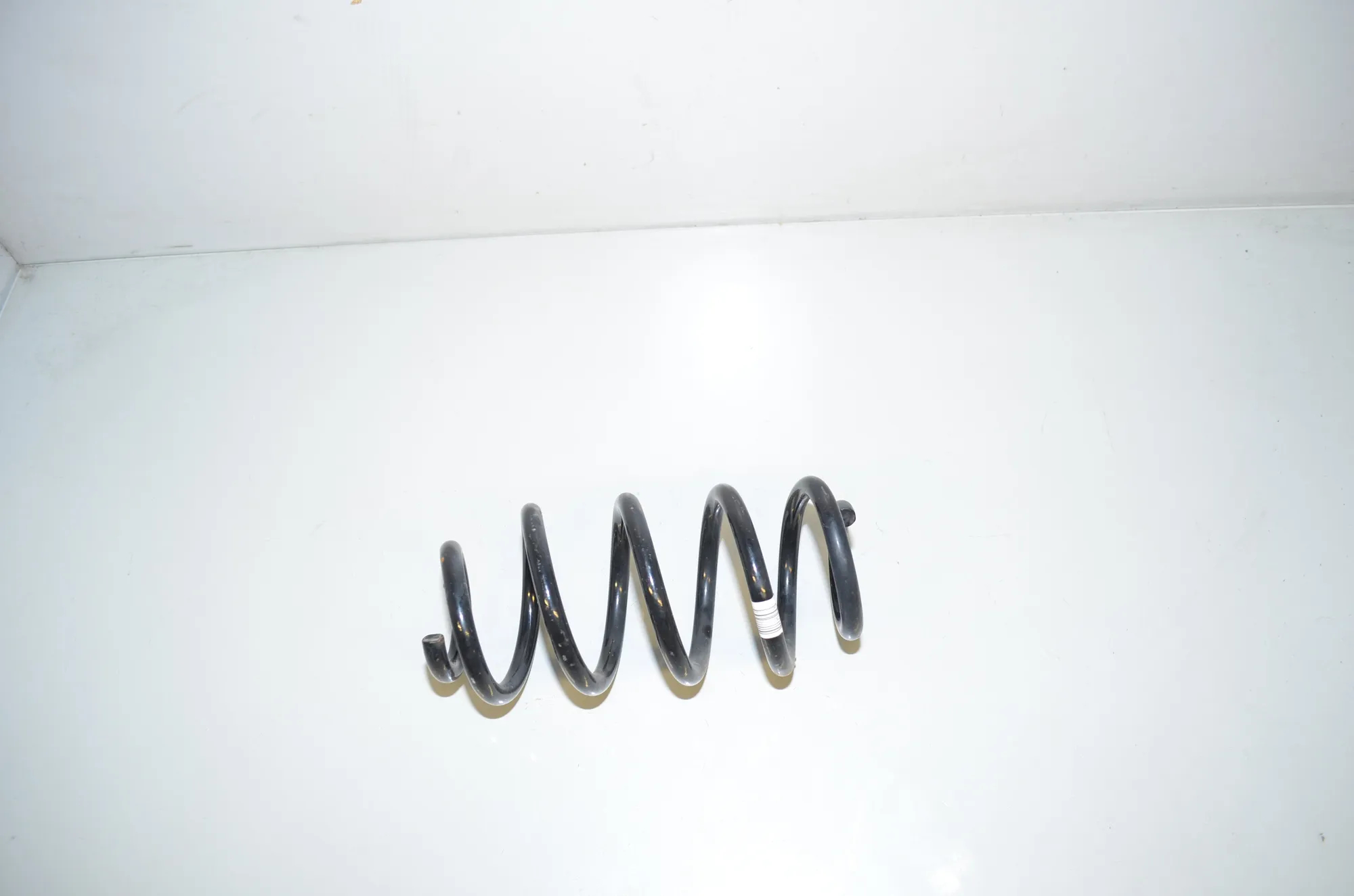 Rear Right Coil Spring – OEM 6866771 · BMW 1 (F40) (2019 - -) F40) 116 d 2020 – 2