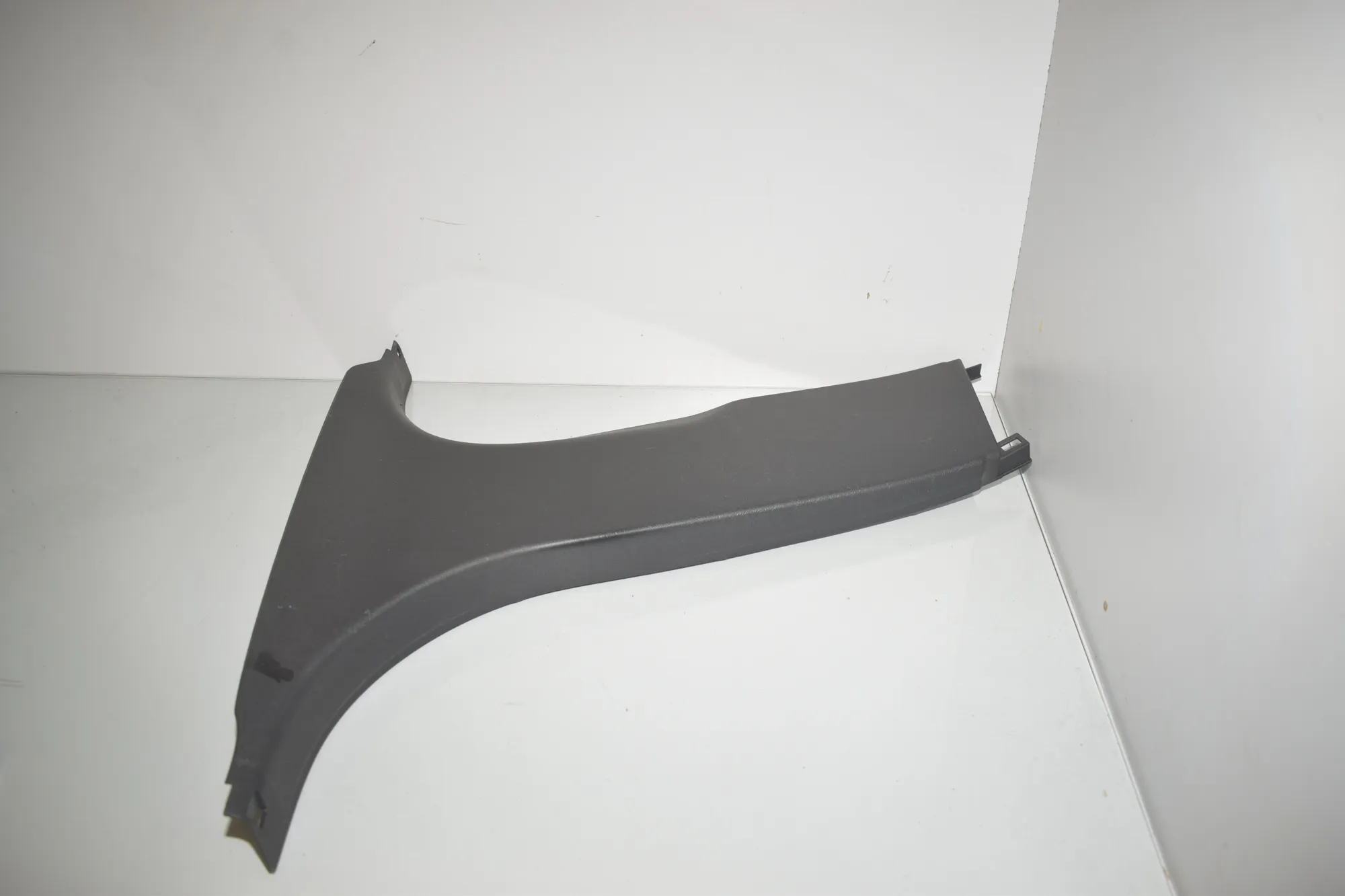 Left Side B Pillar Trim – OEM 7444939 · BMW 1 (F40) (2019 - -) F40) 116 d 2020