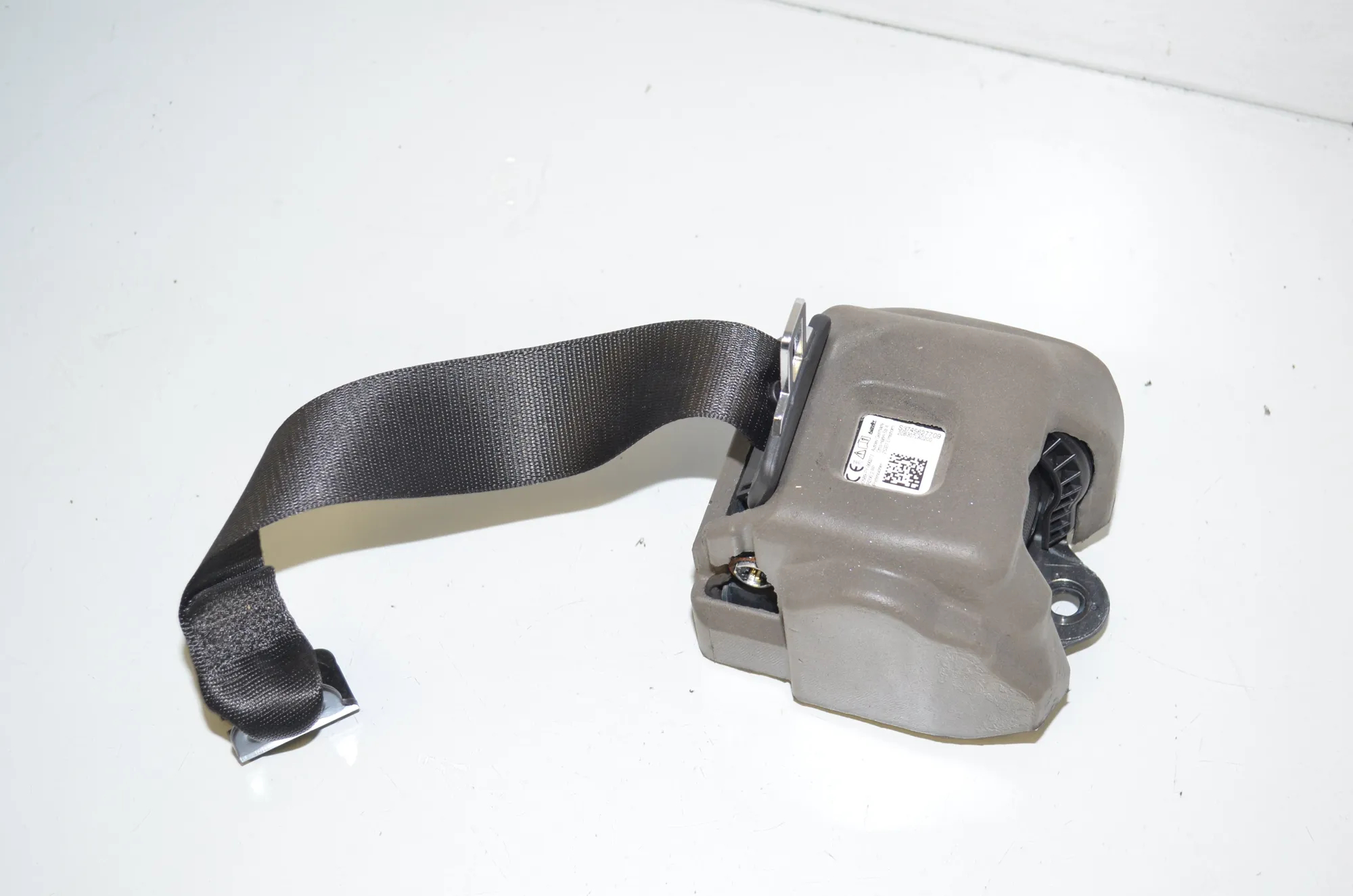 Rear Left Seatbelt – OEM 7456277 · BMW 1 (F40) (2019 - -) F40) 116 d 2020 – 2