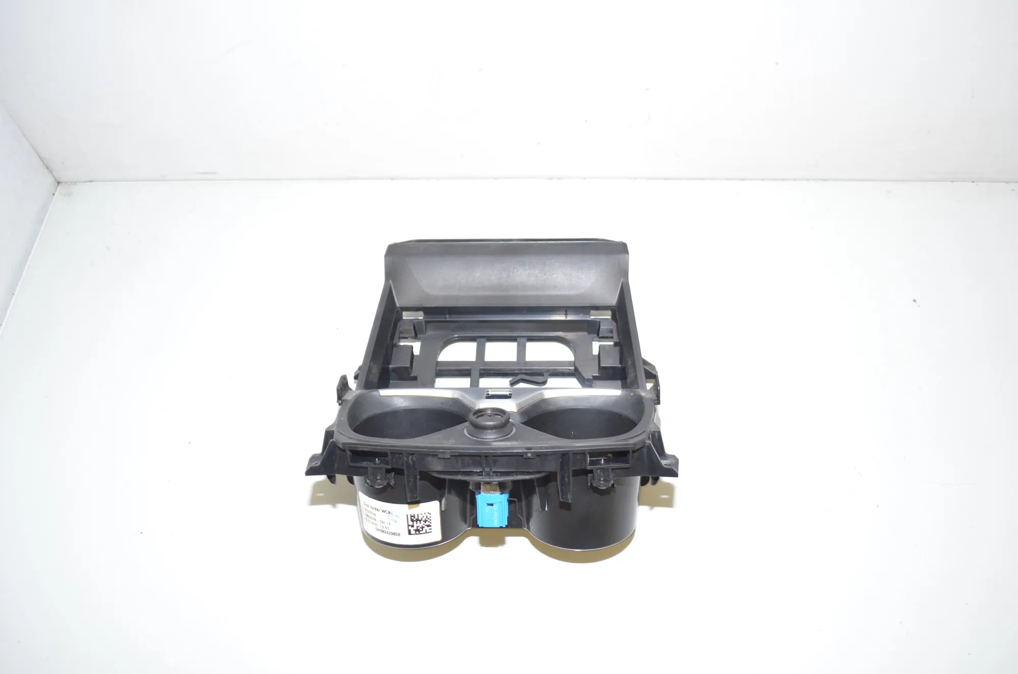 Cup Holder – OEM 6834298 · BMW 1 (F40) (2019 - -) F40) 116 d 2020 – 2