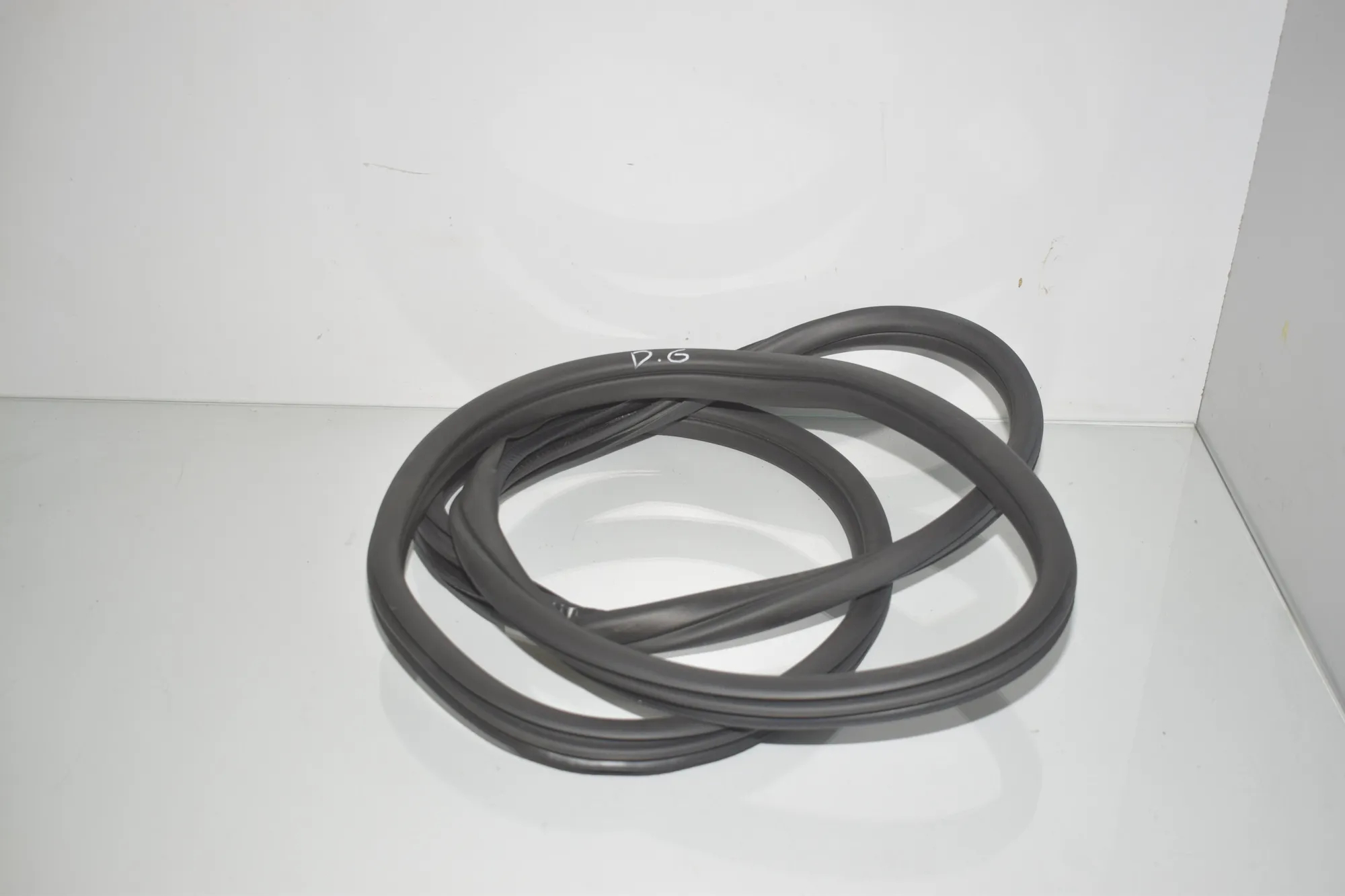 Rear Right Door Seal Rubber – OEM 9880689 · BMW 1 (F40) (2019 - -) F40) 116 d 2020