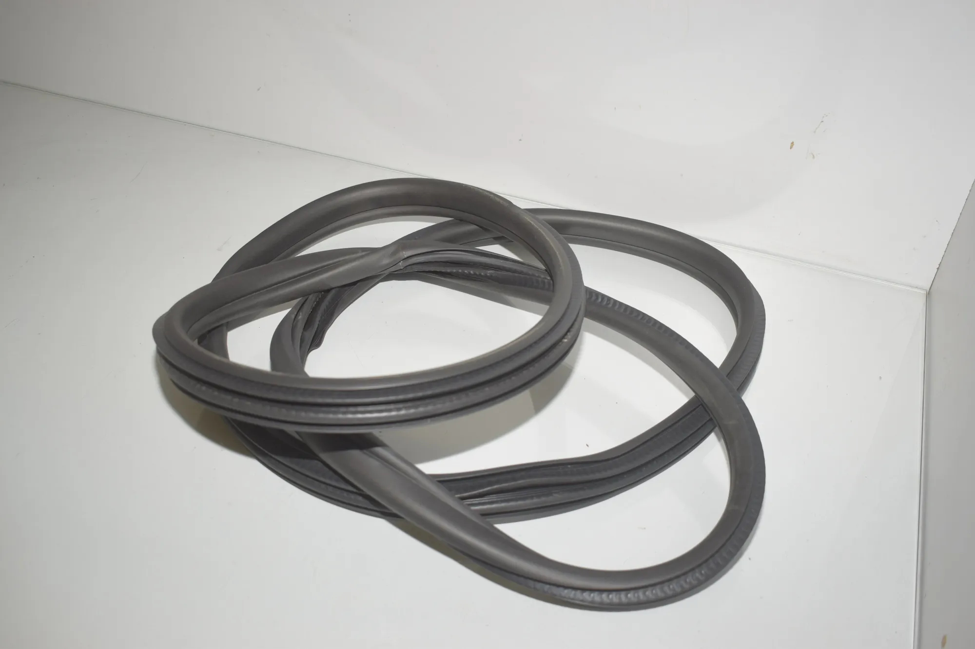 Rear Right Door Seal Rubber – OEM 9880689 · BMW 1 (F40) (2019 - -) F40) 116 d 2020 – 4