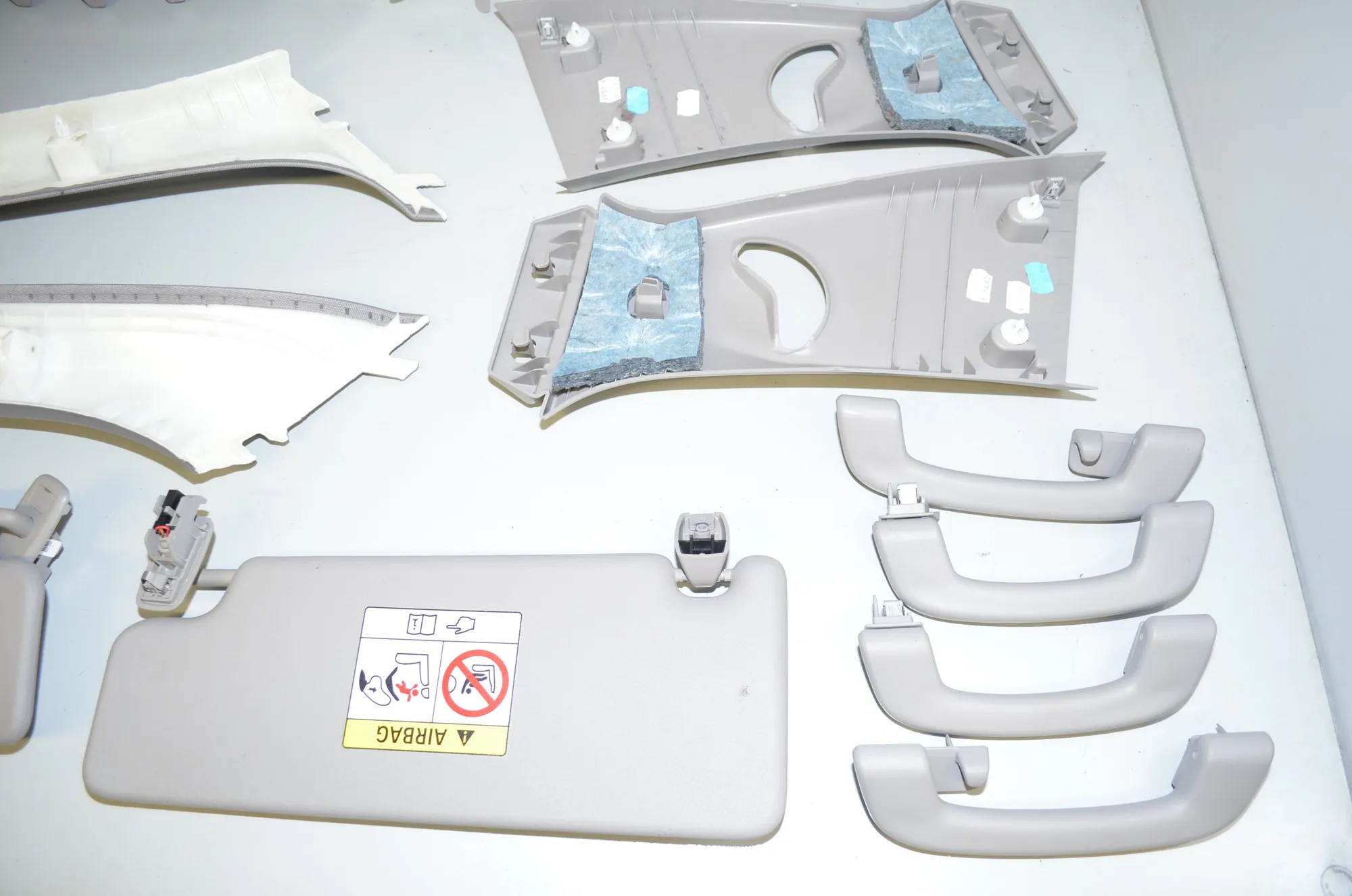 Interior Side Pillars Trim Kit – OEM 7444550 · BMW 1 (F40) (2019 - -) F40) 116 d 2020 – 9