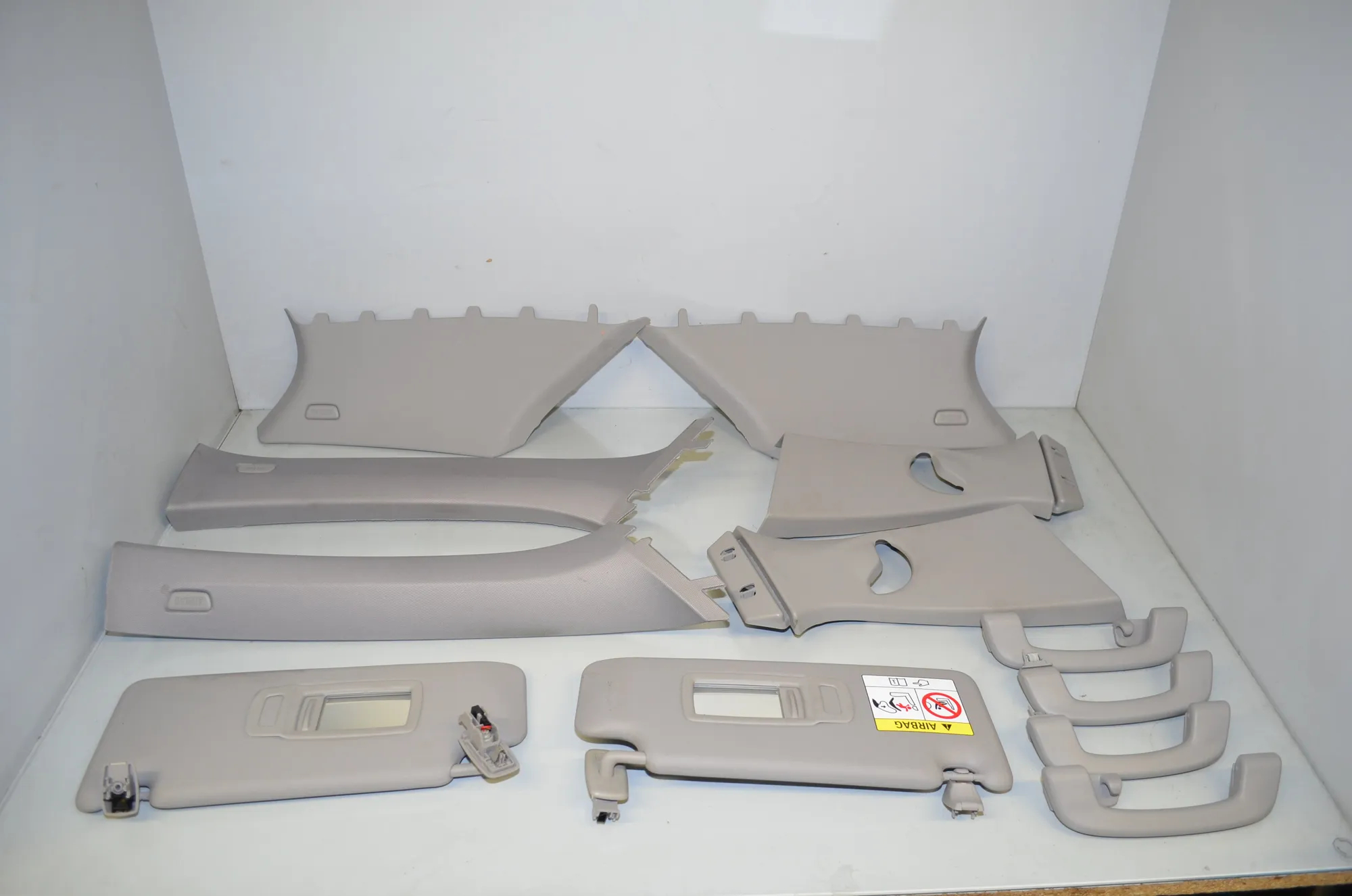 Interior Side Pillars Trim Kit – OEM 7444550 · BMW 1 (F40) (2019 - -) F40) 116 d 2020
