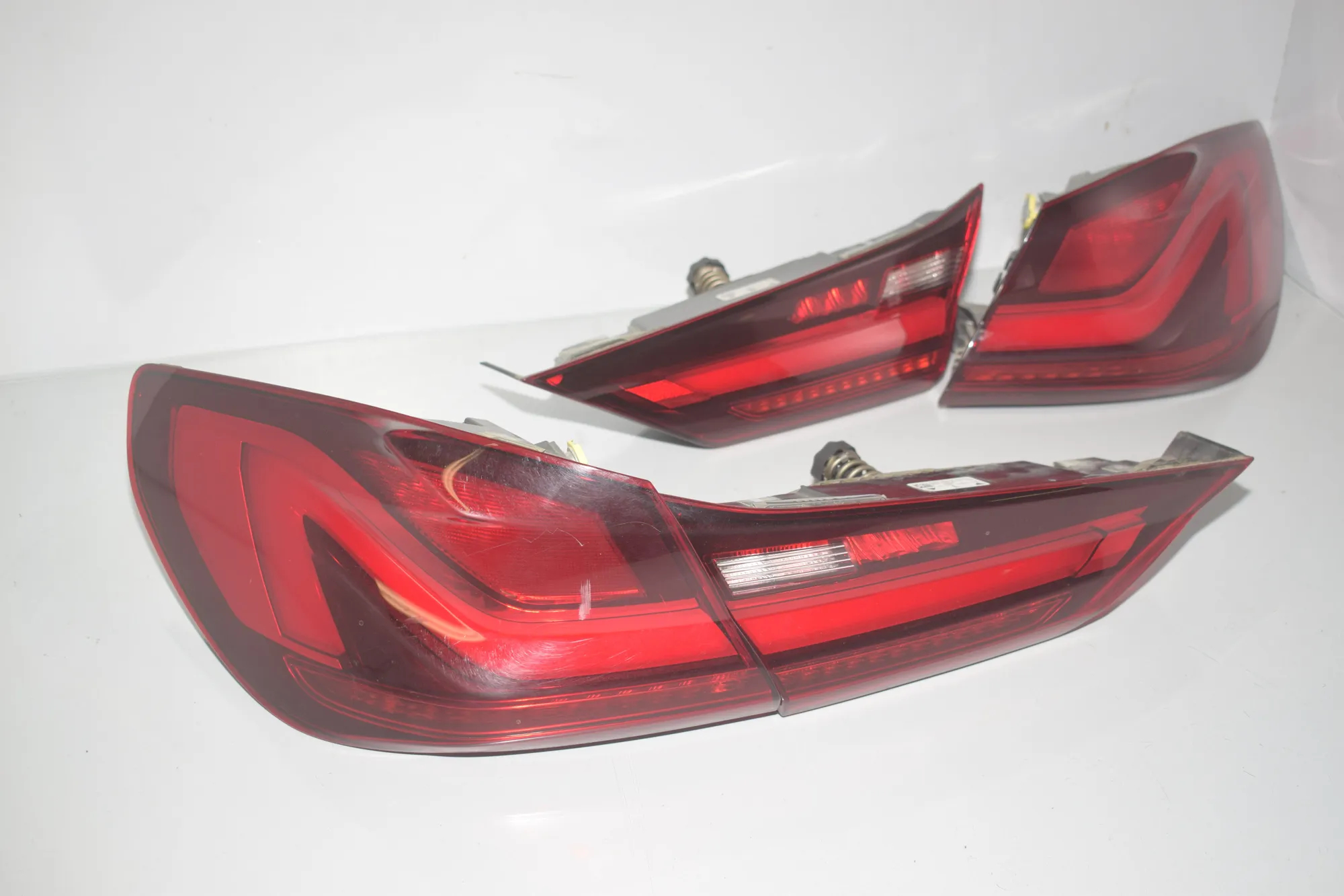 Rear Tail Light Set – OEM 7450643 · BMW 1 (F40) (2019 - -) F40) 116 d 2020 – 7