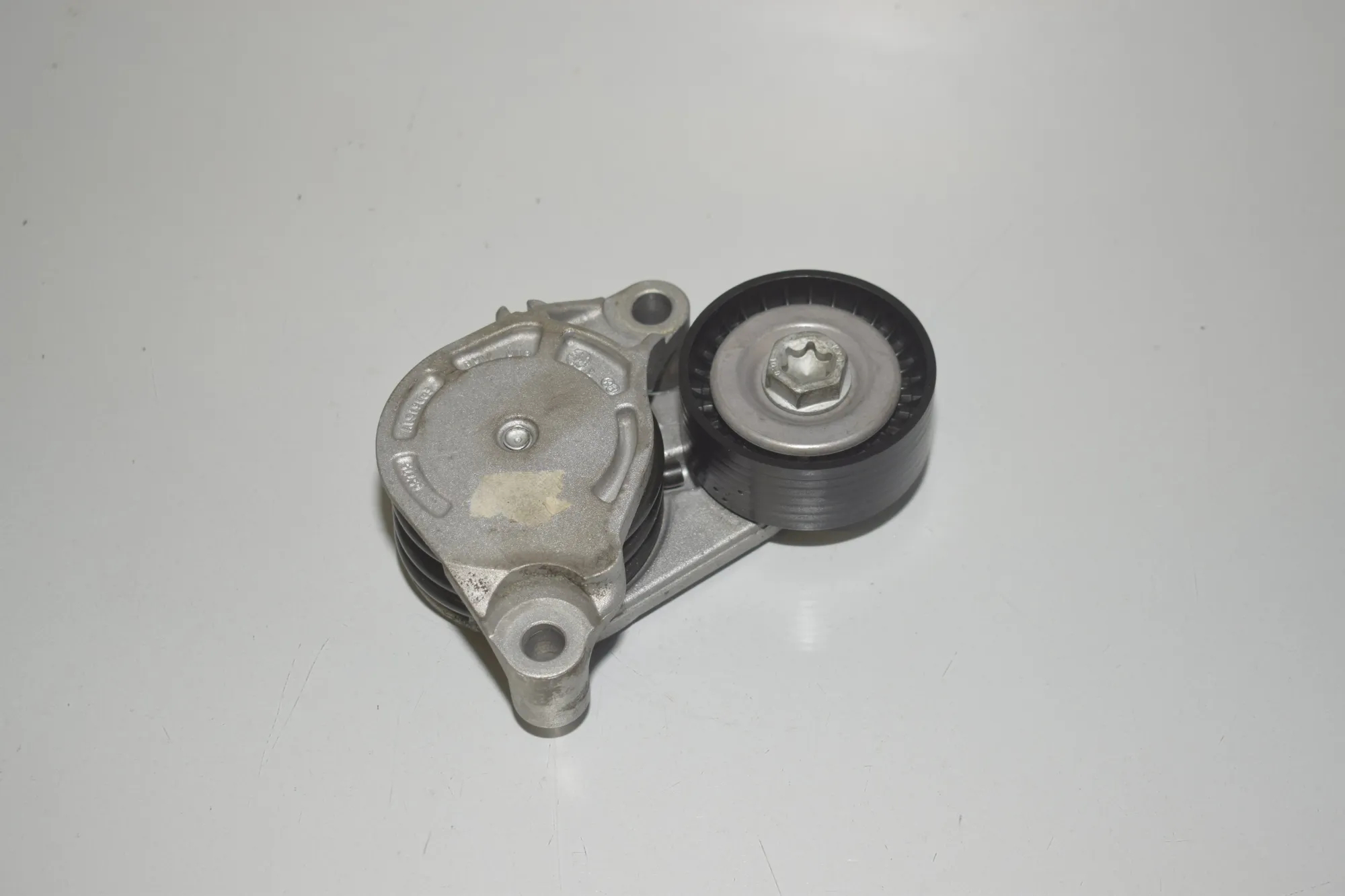 Belt Tensioner – OEM 8479475 · BMW 2 Gran Tourer (F46) 218 i 2015