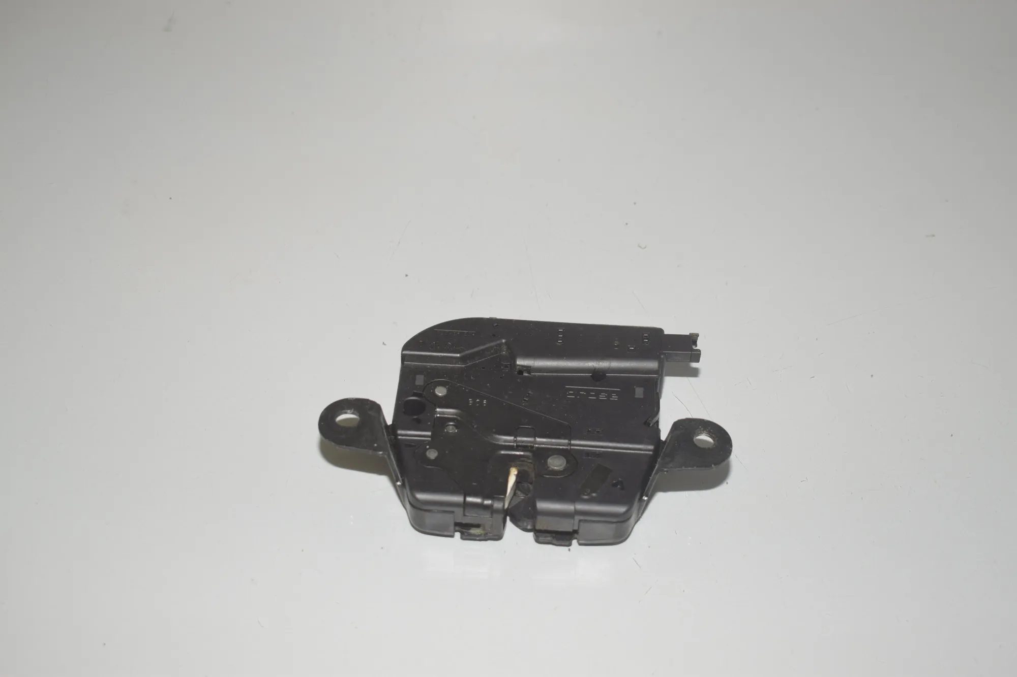 Tailgate Boot Lock – OEM 7348529 · BMW 2 Gran Tourer (F46) 218 i 2015 – 4