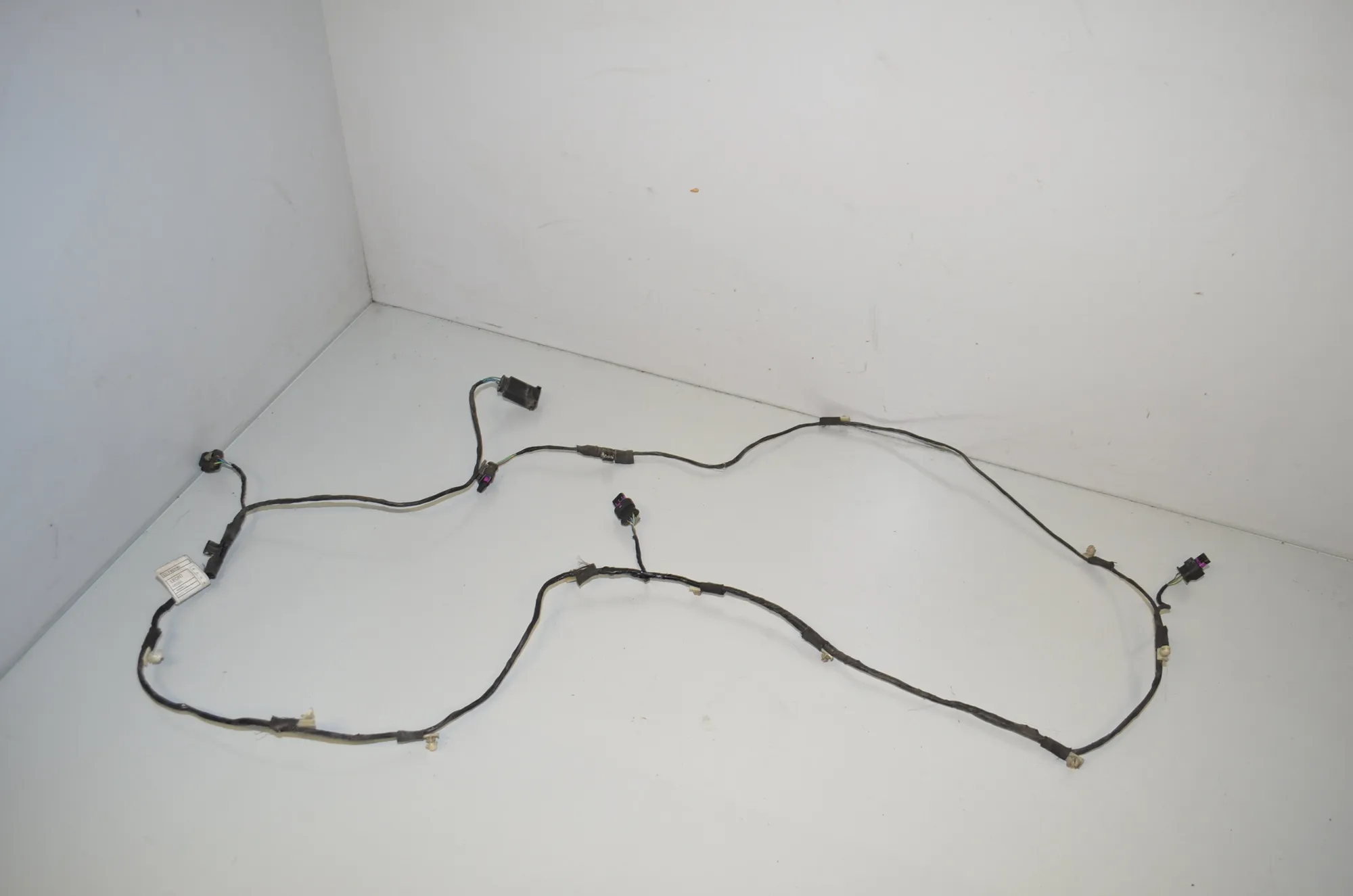 Front Parking Sensor Wiring Loom – OEM 9361647 · BMW 2 Gran Tourer (F46) 218 i 2015 – 4