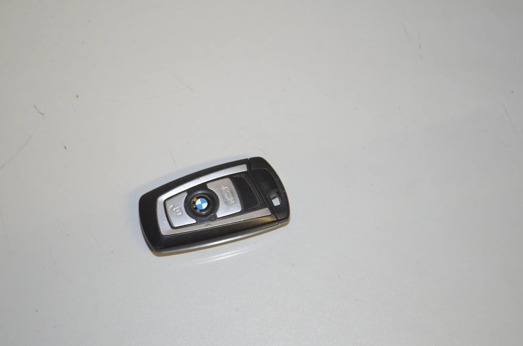 Ignition Key – OEM 5A57FB8 · BMW 3 (F30, F80) BMW 3 (F30, F80) 328 i xDrive 2014 – 2