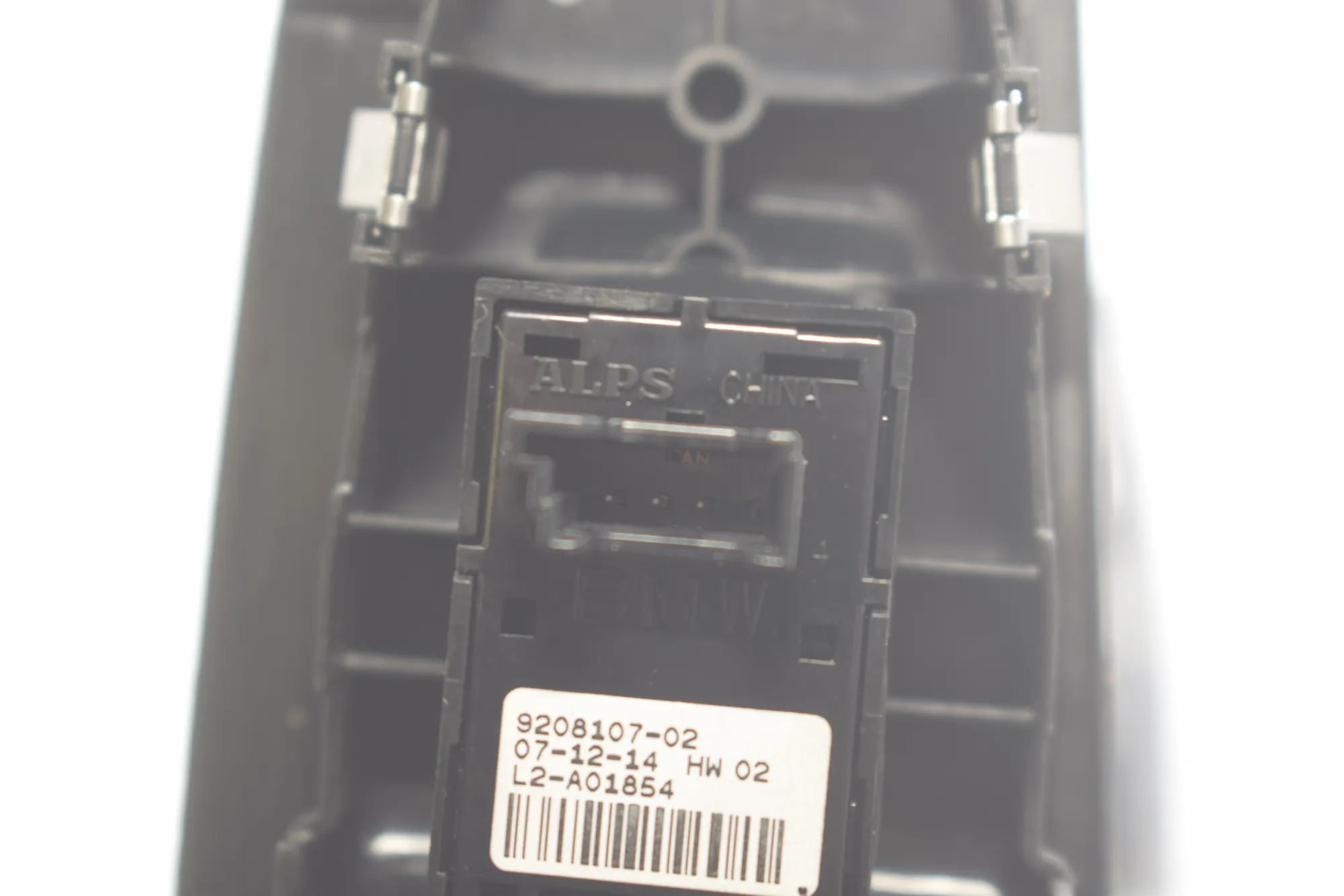 Front Right Door Window Switch – OEM 9208107 · BMW 2 Gran Tourer (F46) 218 i 2015 – 4