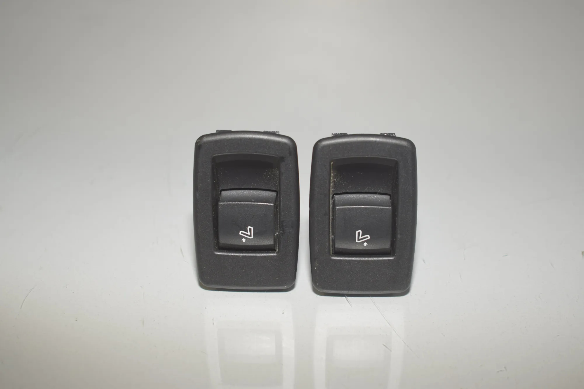 Switches – OEM 9290729 · BMW 2 Gran Tourer (F46) 218 i 2015 – 2