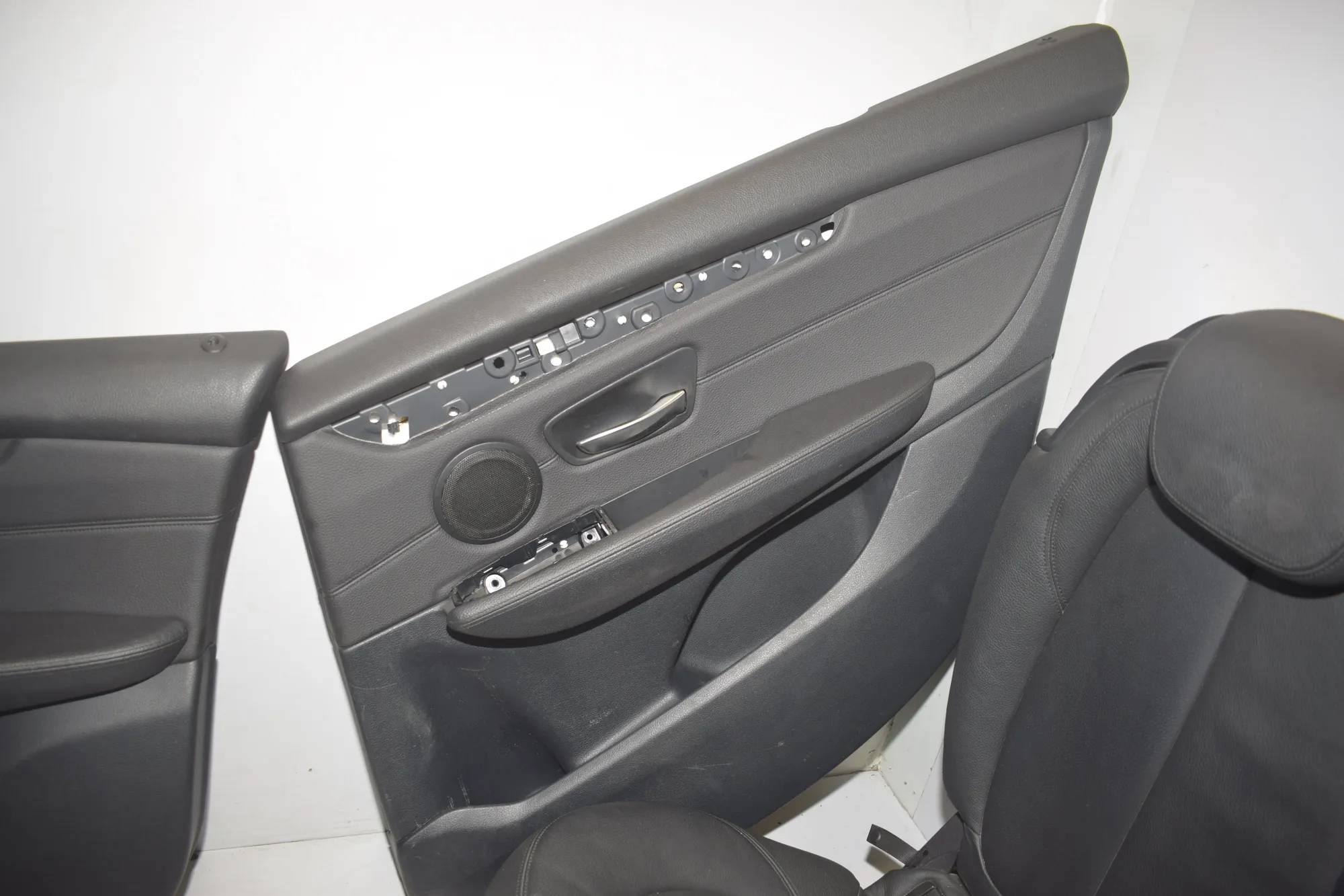 Seat set · BMW 2 Gran Tourer (F46) 218 i 2015 – 12