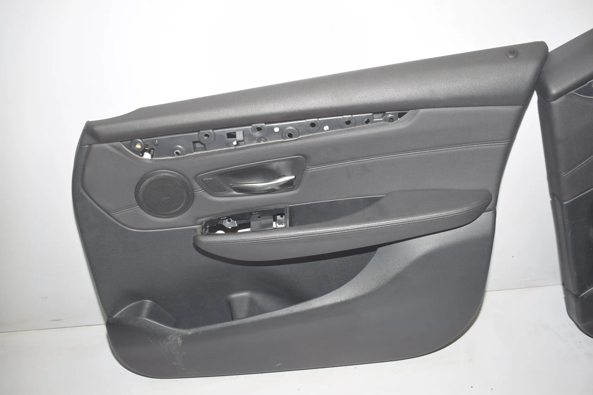 Seat set · BMW 2 Gran Tourer (F46) 218 i 2015 – 13