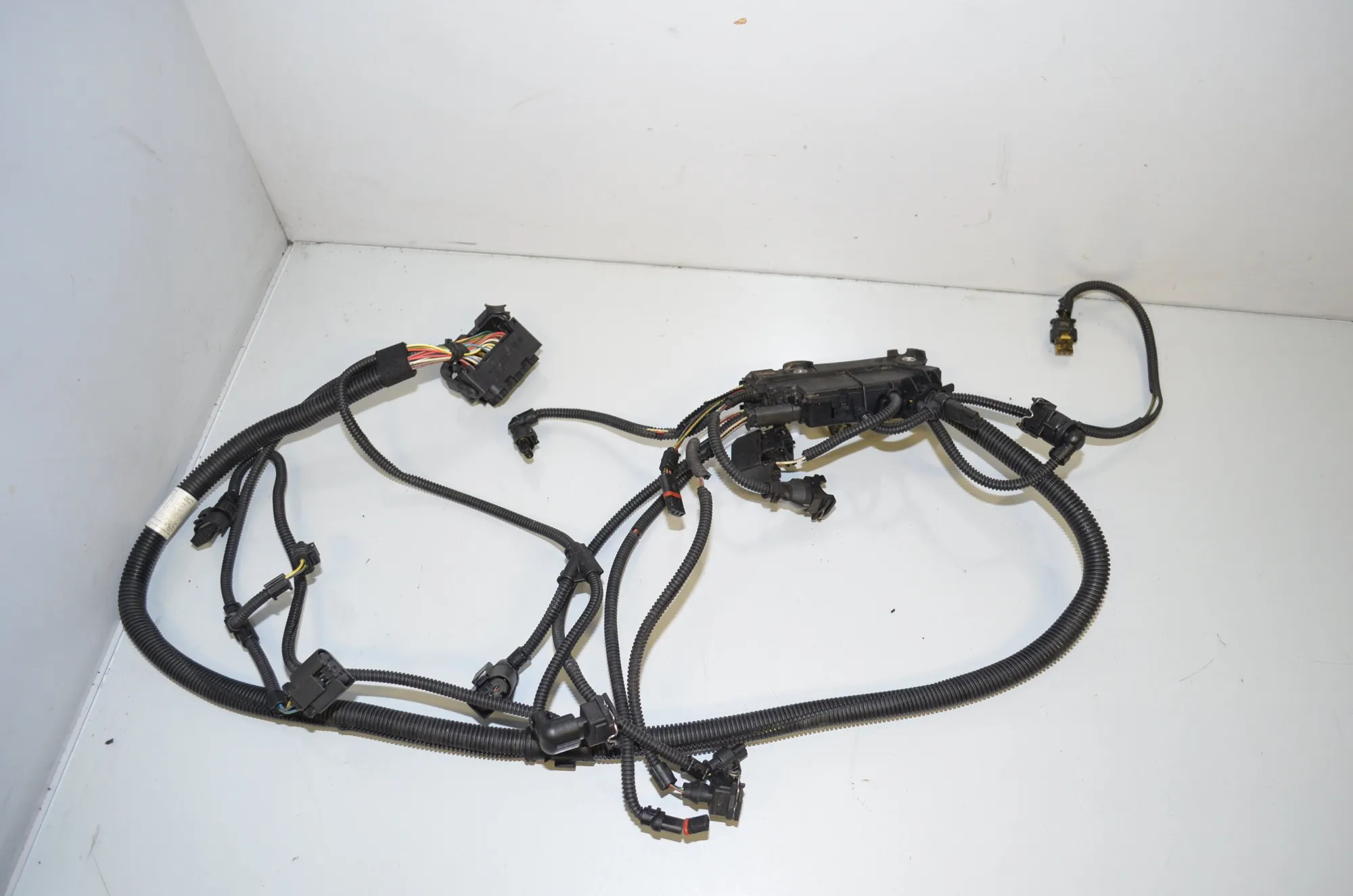 Engine Cable Harness – OEM 7631760 · BMW X5 (F15, F85) BMW X5 (F15, F85) sDrive 35 i 2013 – 2
