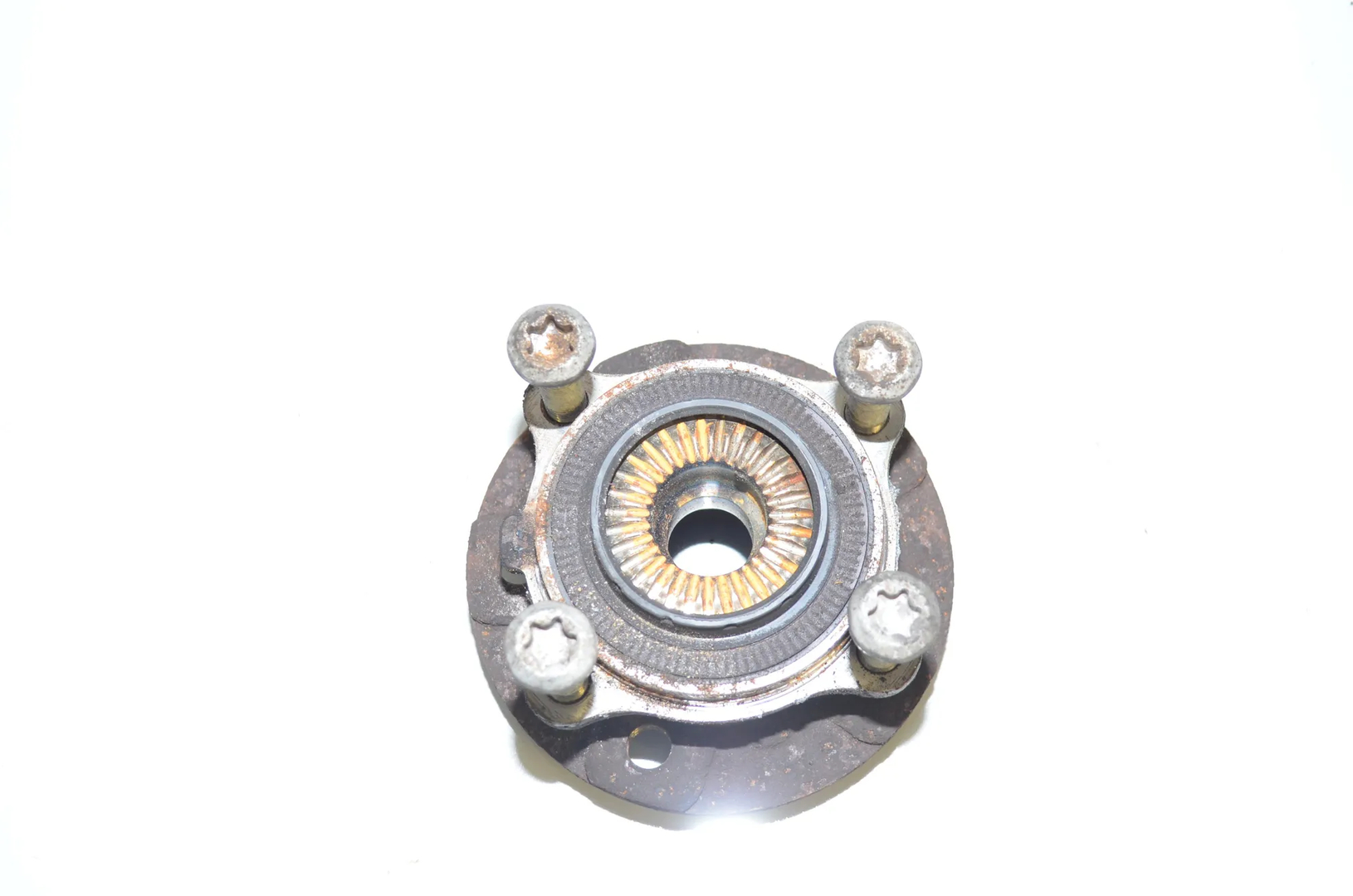 Front Right Wheel Bearing – OEM 8845775 · BMW 2 Active Tourer (F45) 216 d 2015 – 3