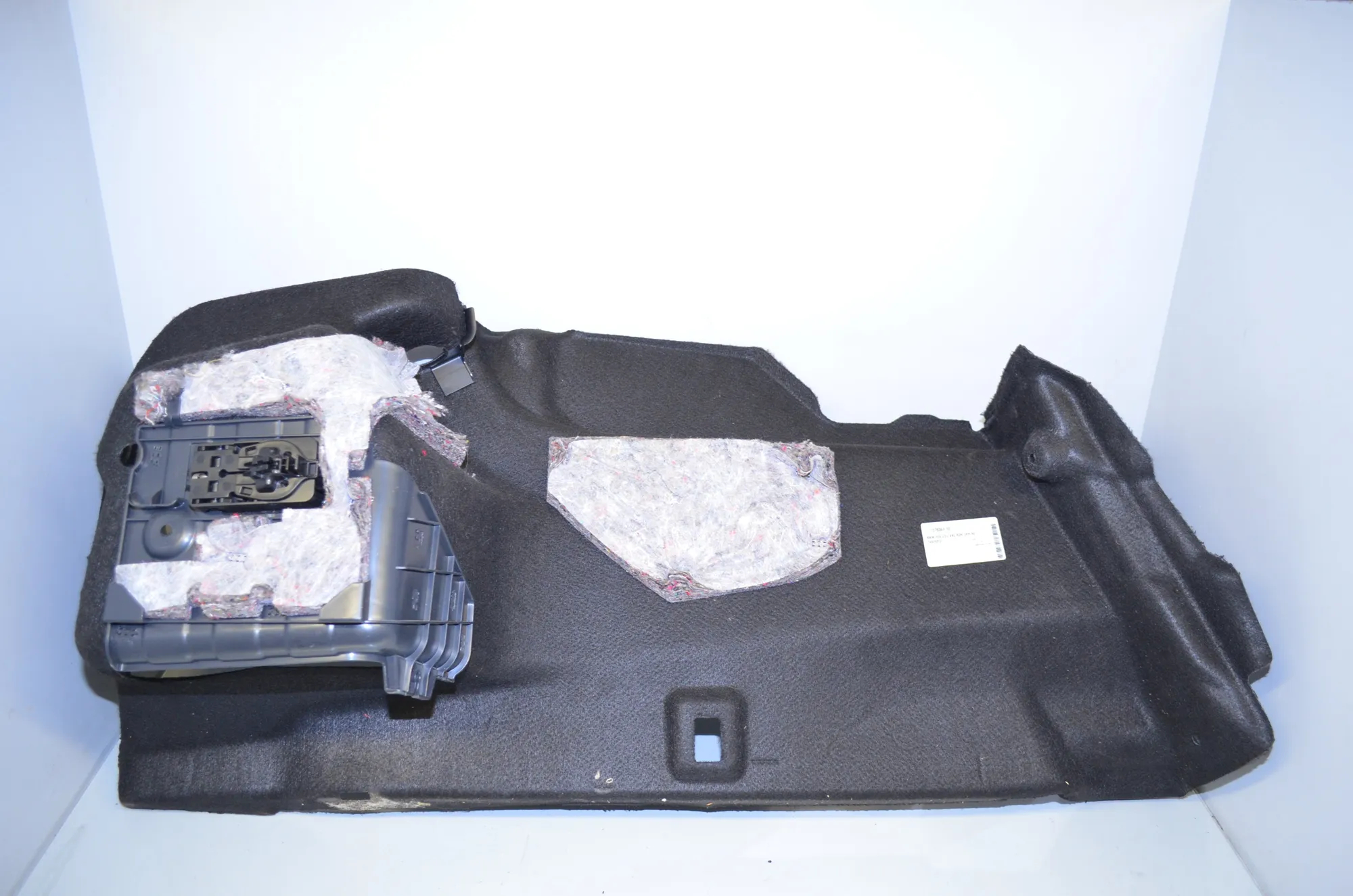 Right Side Trunk Trim – OEM 7276364 · BMW 6 Gran Coupe (F06) 650 i xDrive 2013 – 3