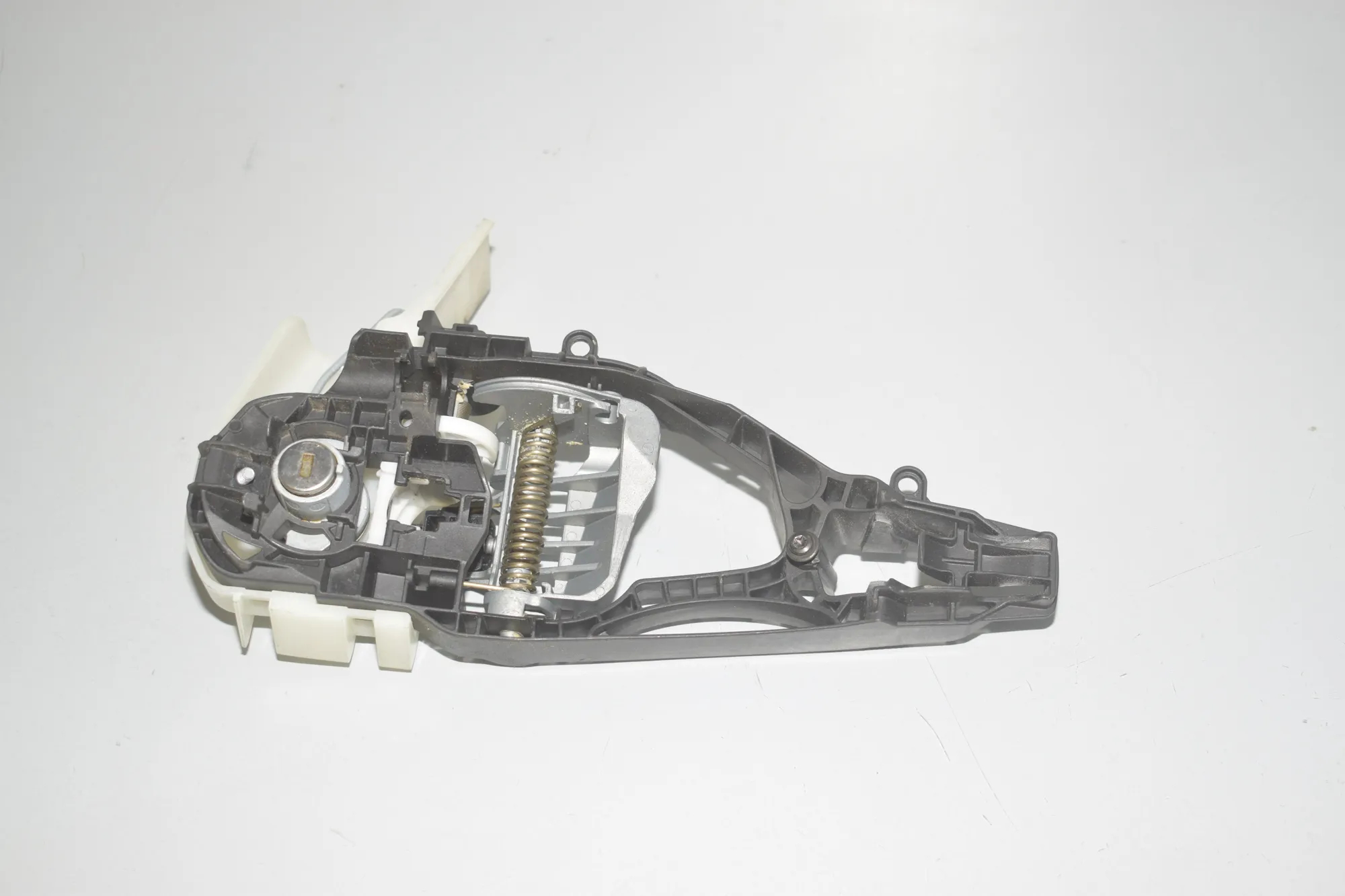 Front Left Door Interior Handle Frame – OEM 7377241 · BMW 7 (G11, G12) 730 d 2016 – 3