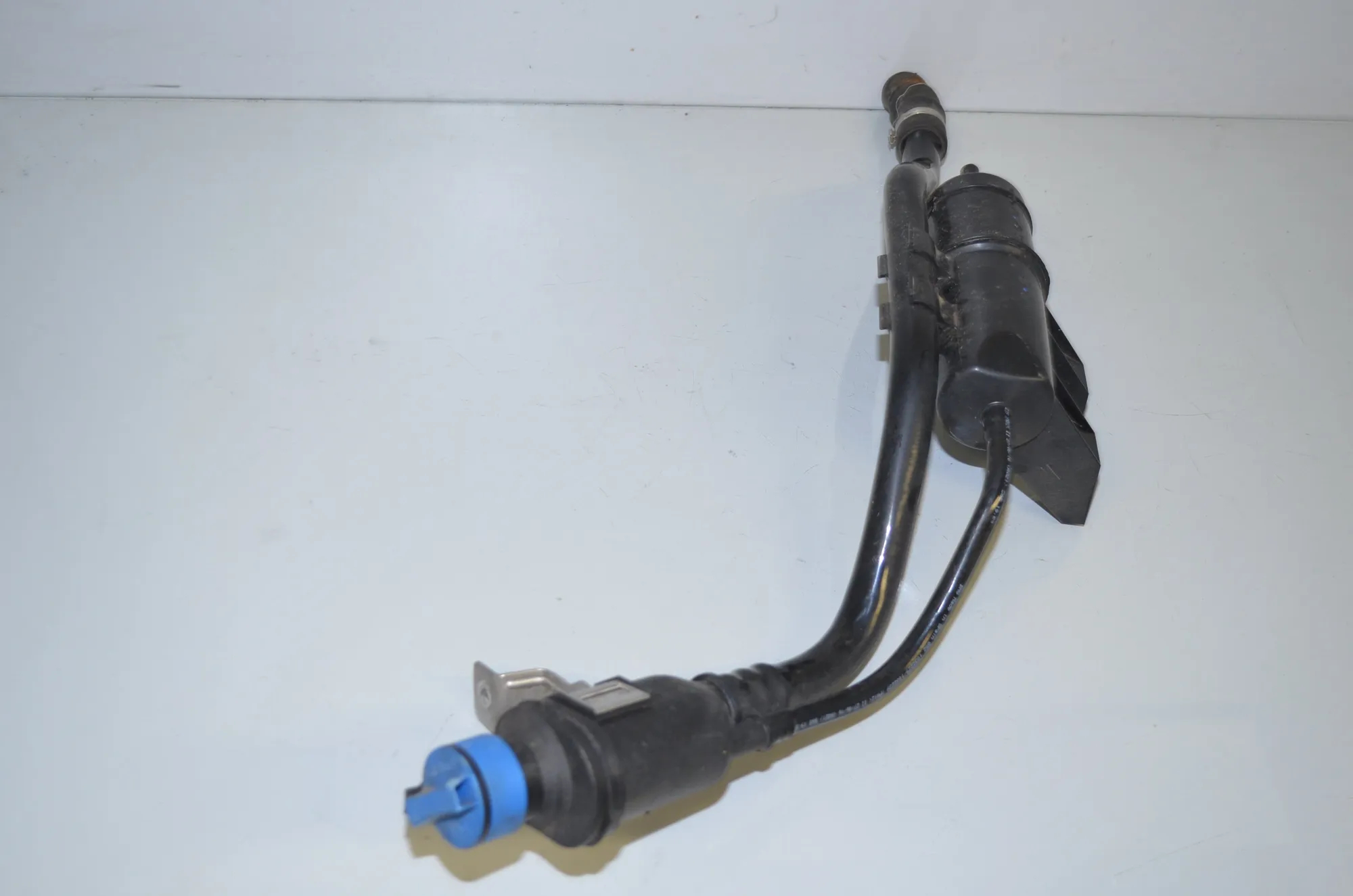 Fuel Tank Pipe – OEM 7358308 · BMW 7 (G11, G12) 730 d 2016 – 2