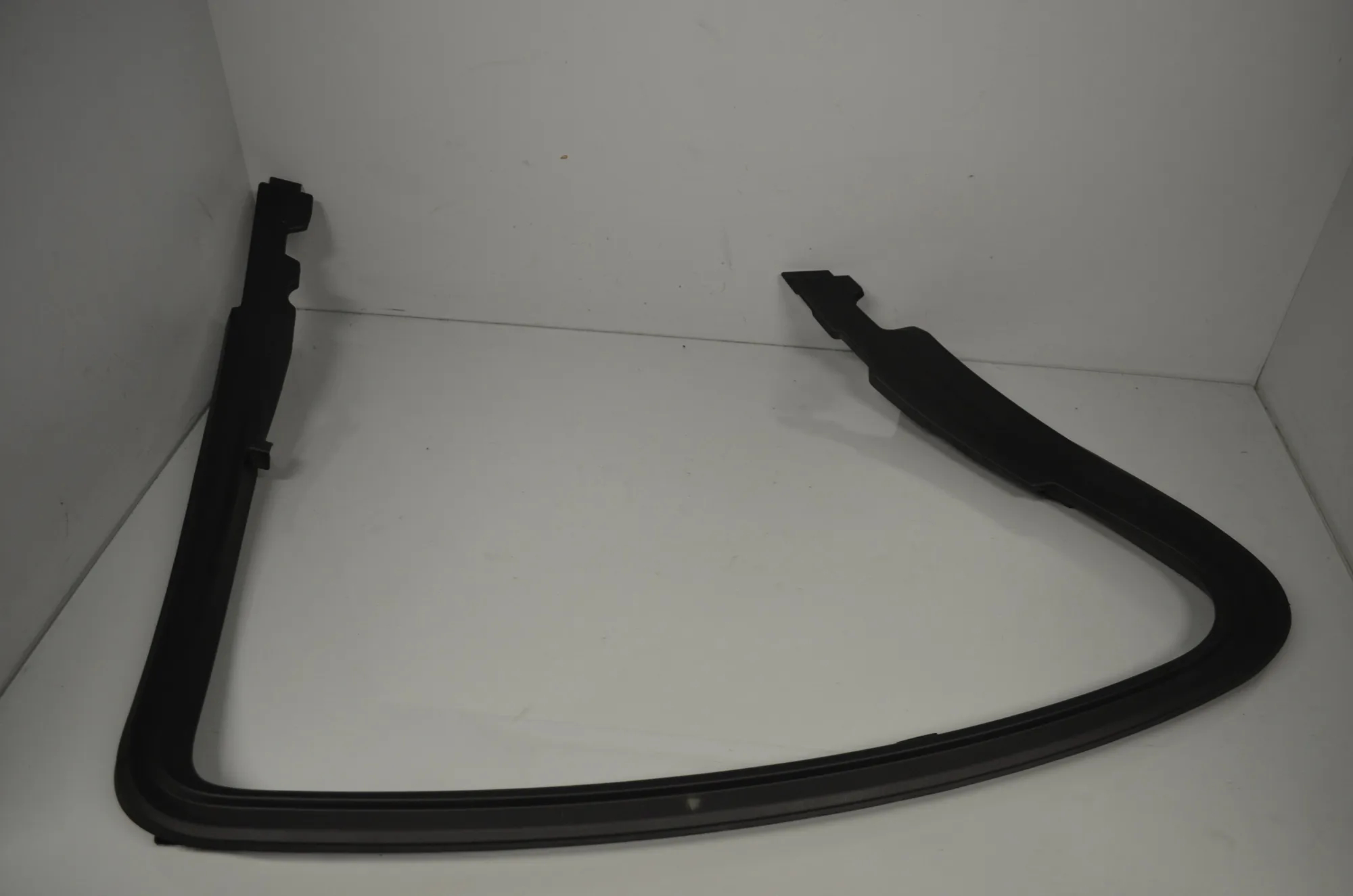 Rear Left Door Panel Trim – OEM 7384927 · BMW 5 (G30) (2016 - -) M 550 i xDrive 2017 – 3