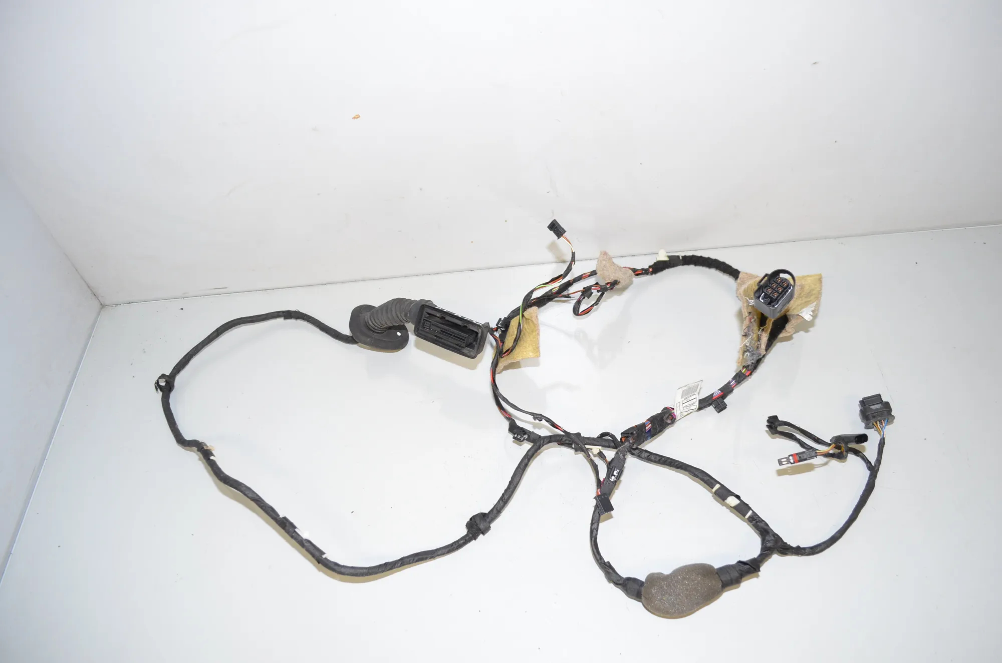 Rear Right Door Wiring – OEM G463549 · BMW 5 (G30) (2016 - -) M 550 i xDrive 2017