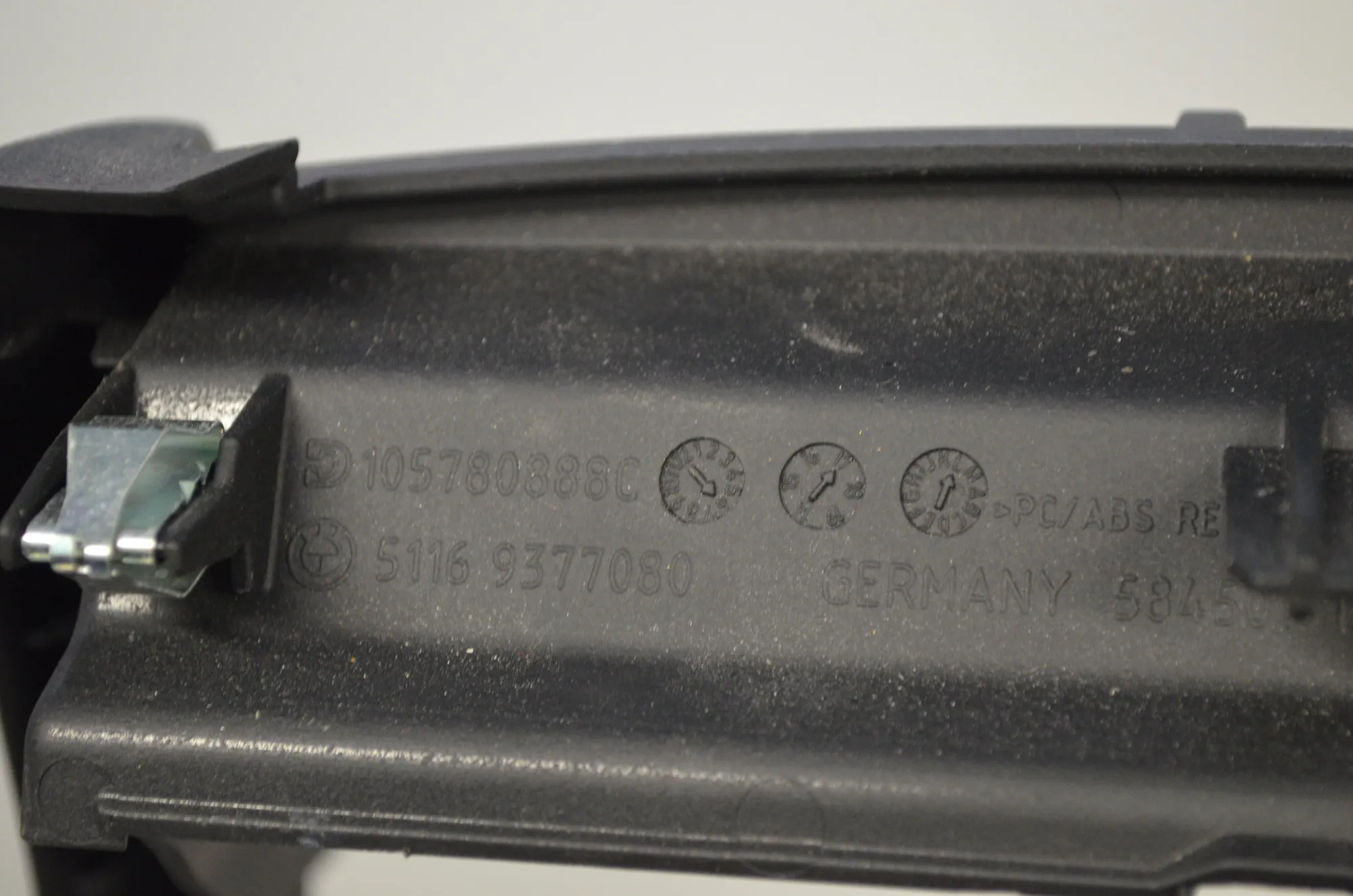Center Console Trim – OEM 9377080 · BMW 5 (G30) (2016 - -) M 550 i xDrive 2017 – 6