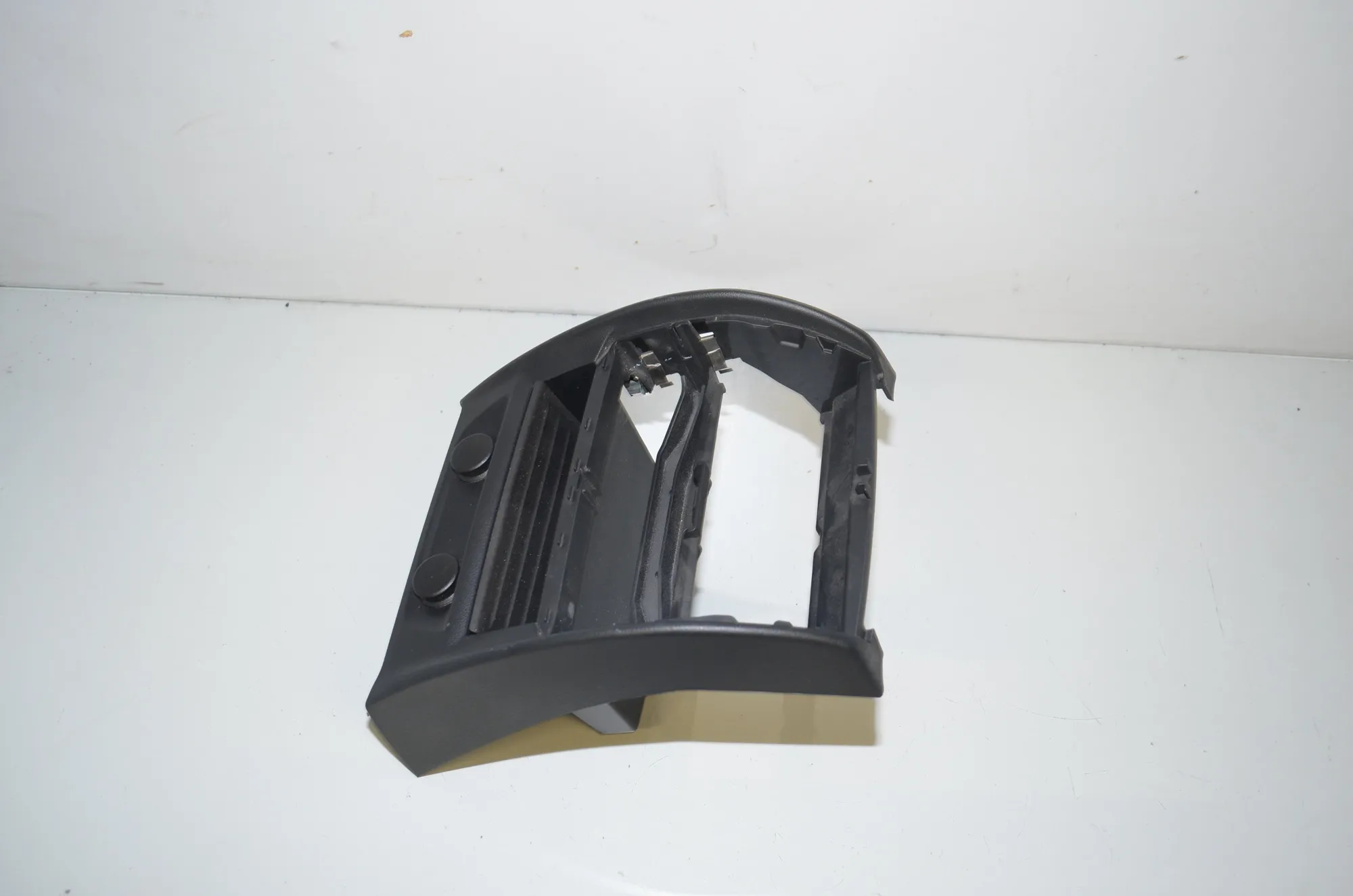 Center Console Trim – OEM 9377080 · BMW 5 (G30) (2016 - -) M 550 i xDrive 2017 – 2