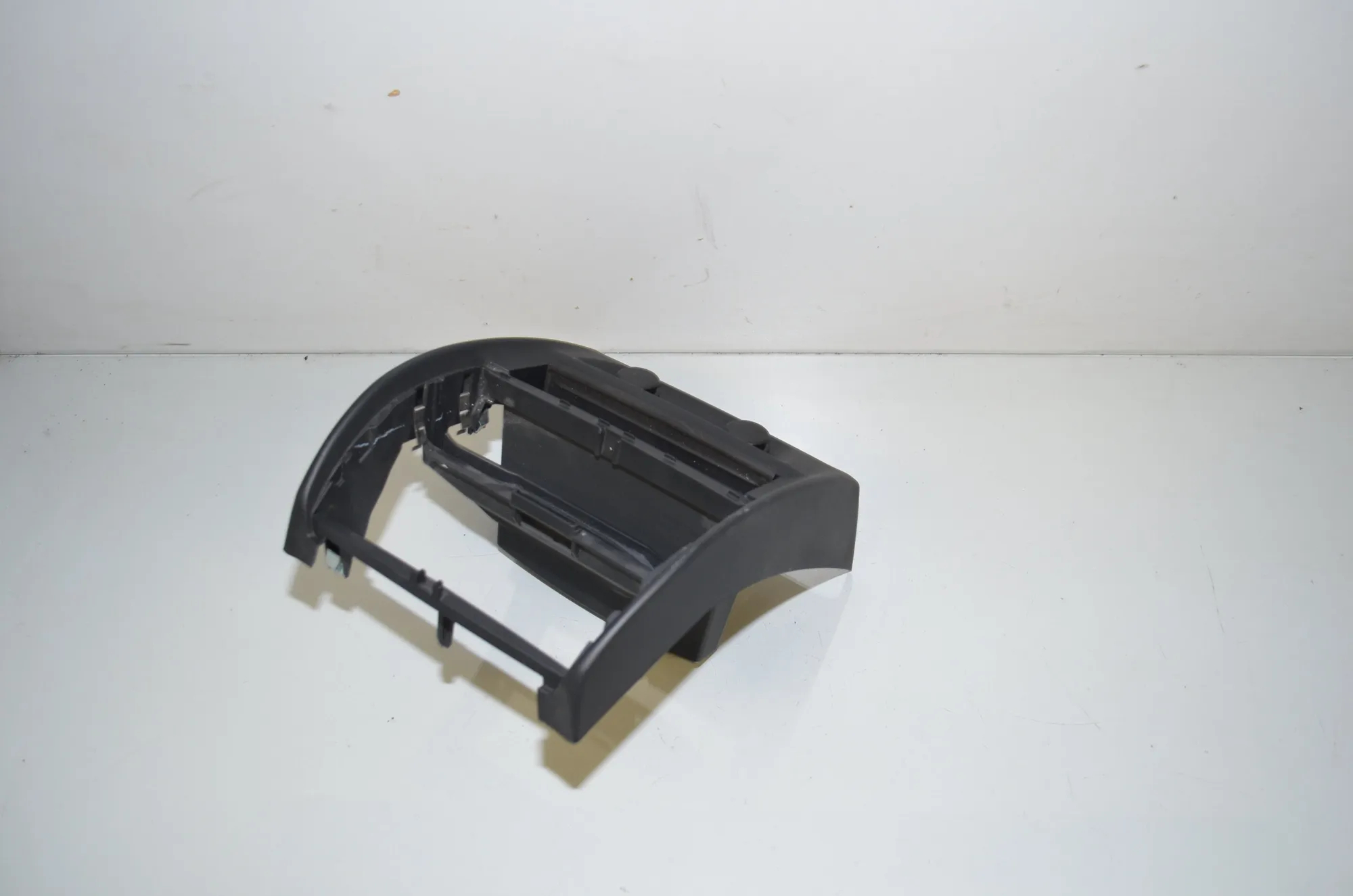 Center Console Trim – OEM 9377080 · BMW 5 (G30) (2016 - -) M 550 i xDrive 2017 – 4