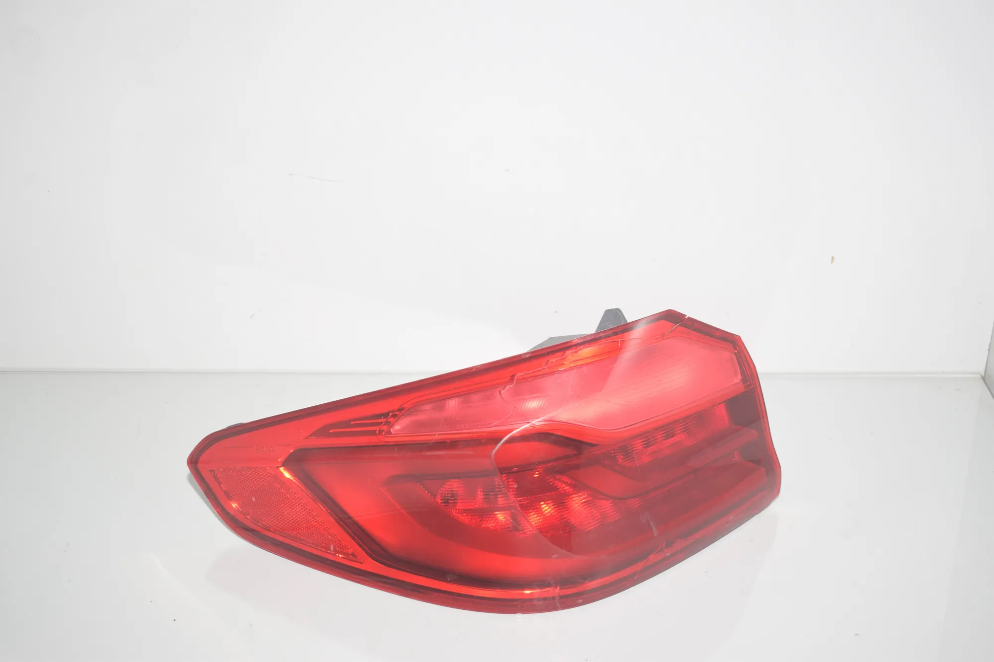 Rear Left Tail Light – OEM 7376463 · BMW 5 (G30) (2016 - -) M 550 i xDrive 2017
