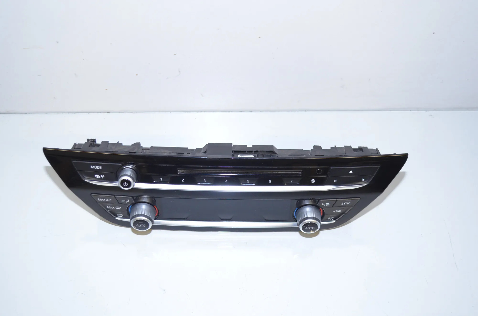Climate Control Unit – OEM 6993492 · BMW 5 (G30) (2016 - -) M 550 i xDrive 2017