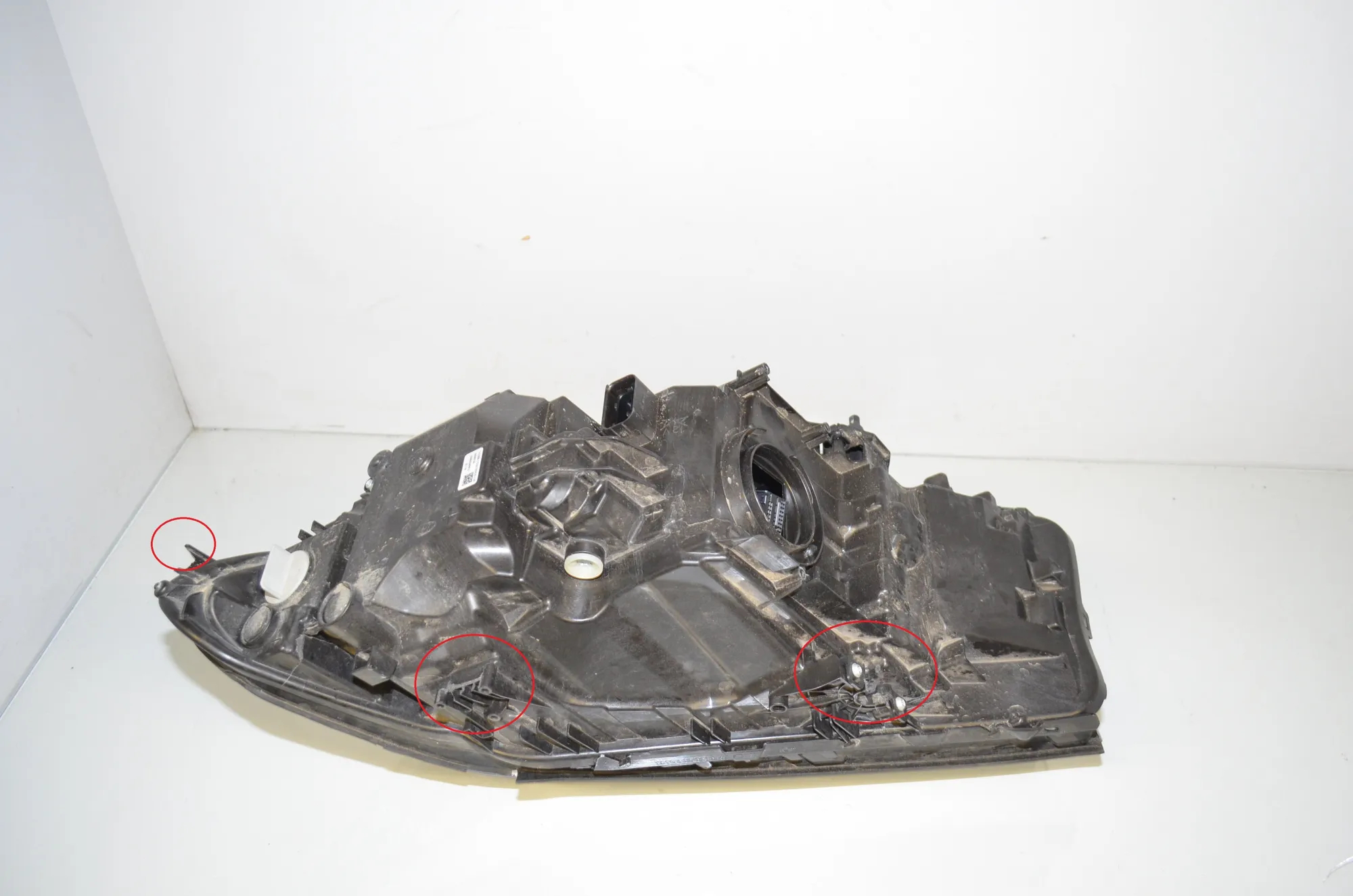 Front Right Headlight – OEM 7214952 · BMW 5 (G30) (2016 - -) M 550 i xDrive 2017 – 5