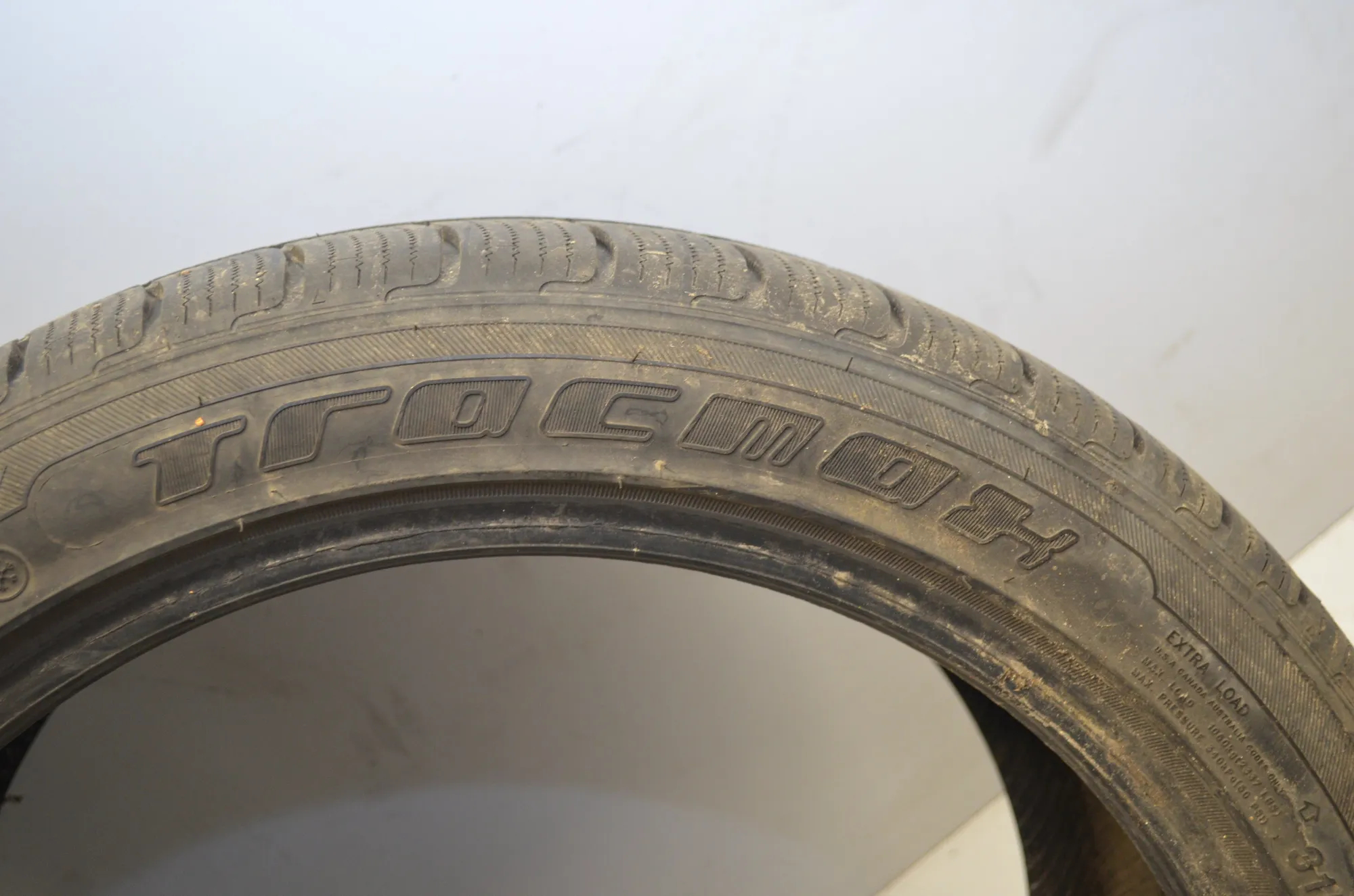 Tire · BMW X5 (E70) BMW X5 (E70) 3.0 d 2008 – 2