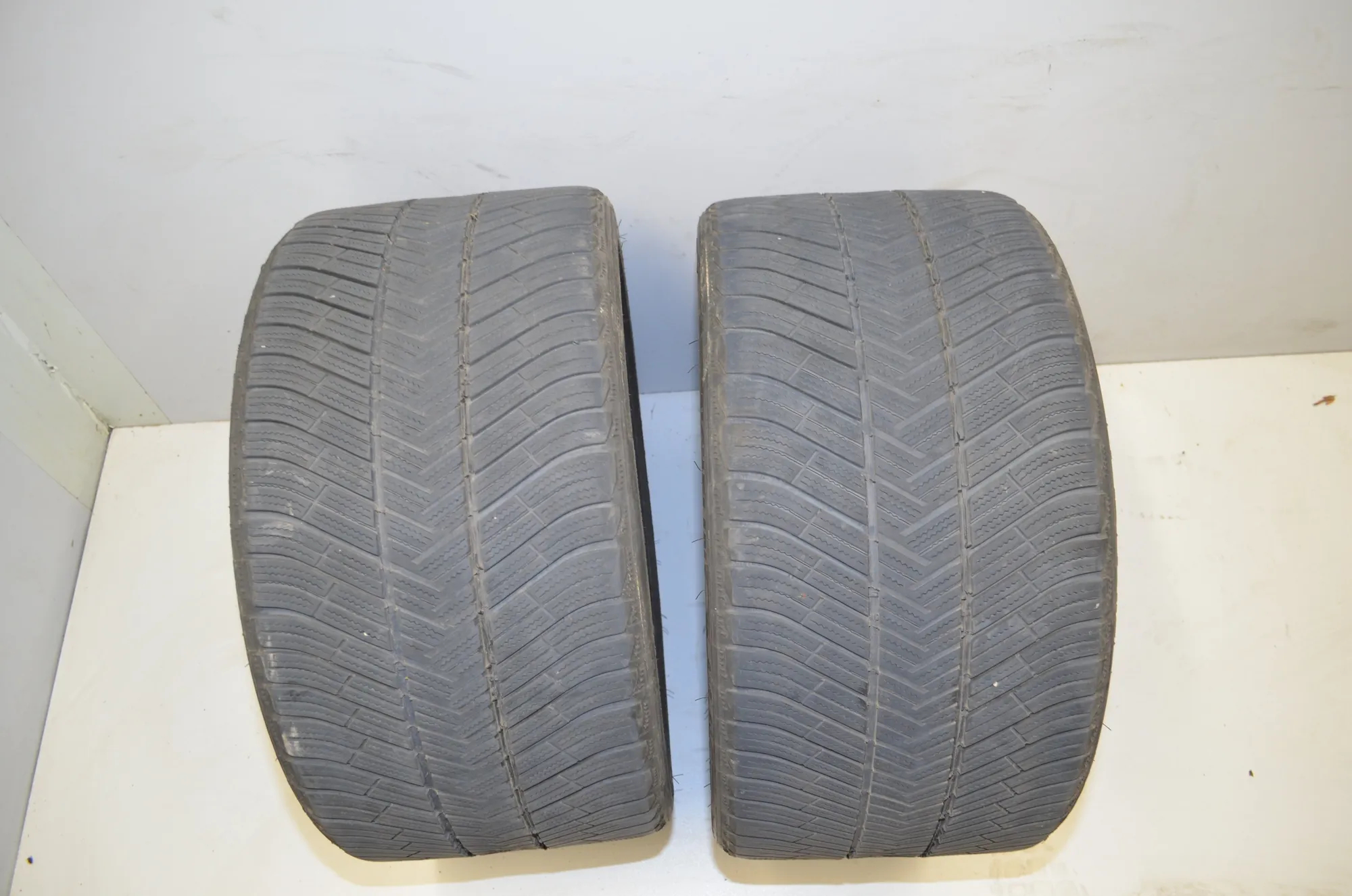 Tire · BMW X6 (E71, E72) BMW X6 (E71, E72) xDrive 30 d 2009 – 2