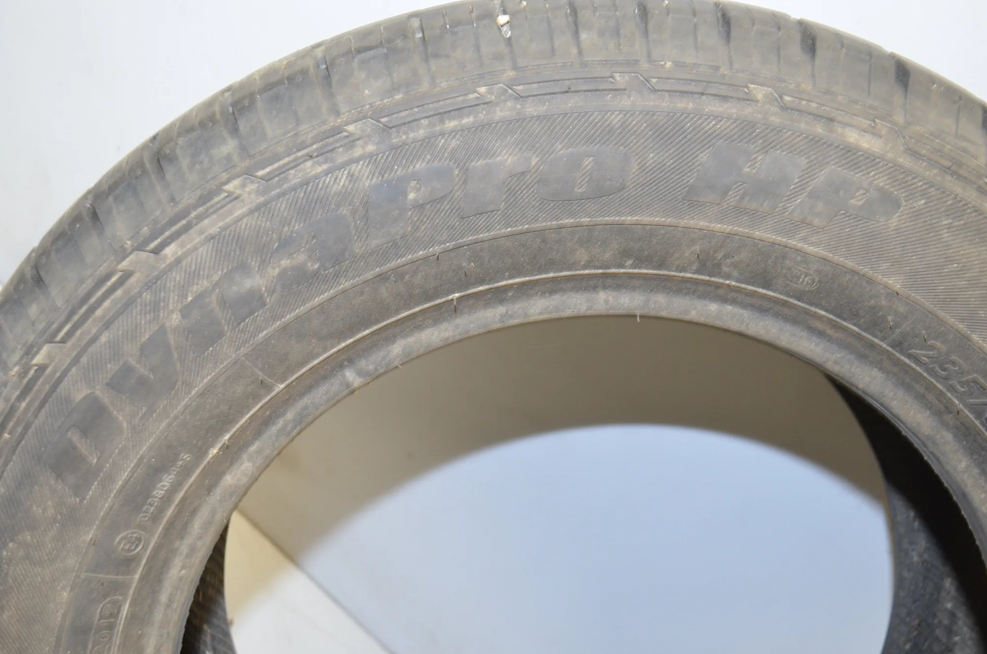 Tire · BMW 5 Touring (F11) BMW 5 Touring (F11) 528 i 2010 – 4