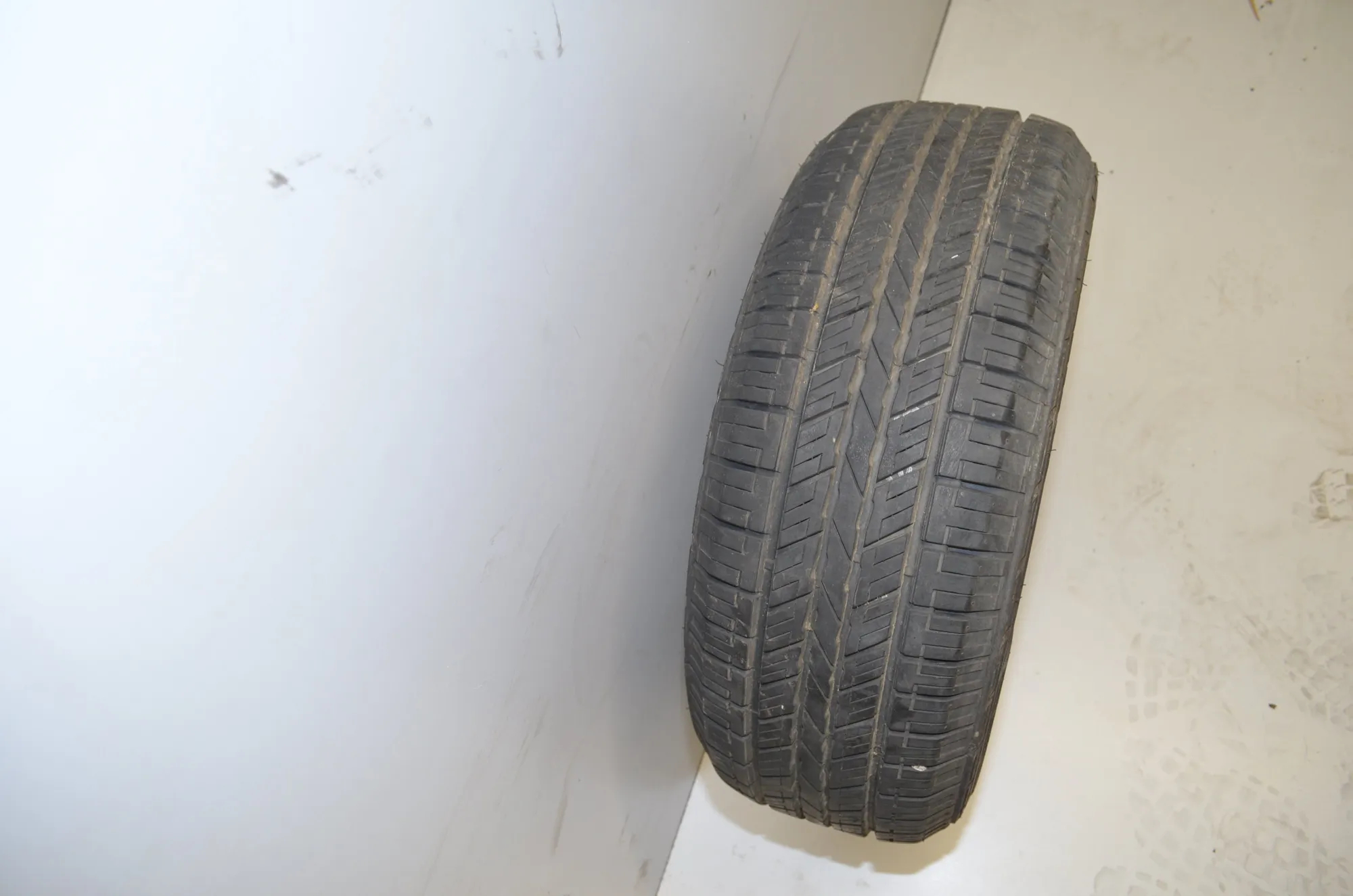 Tire · BMW 5 Touring (F11) BMW 5 Touring (F11) 528 i 2010 – 2